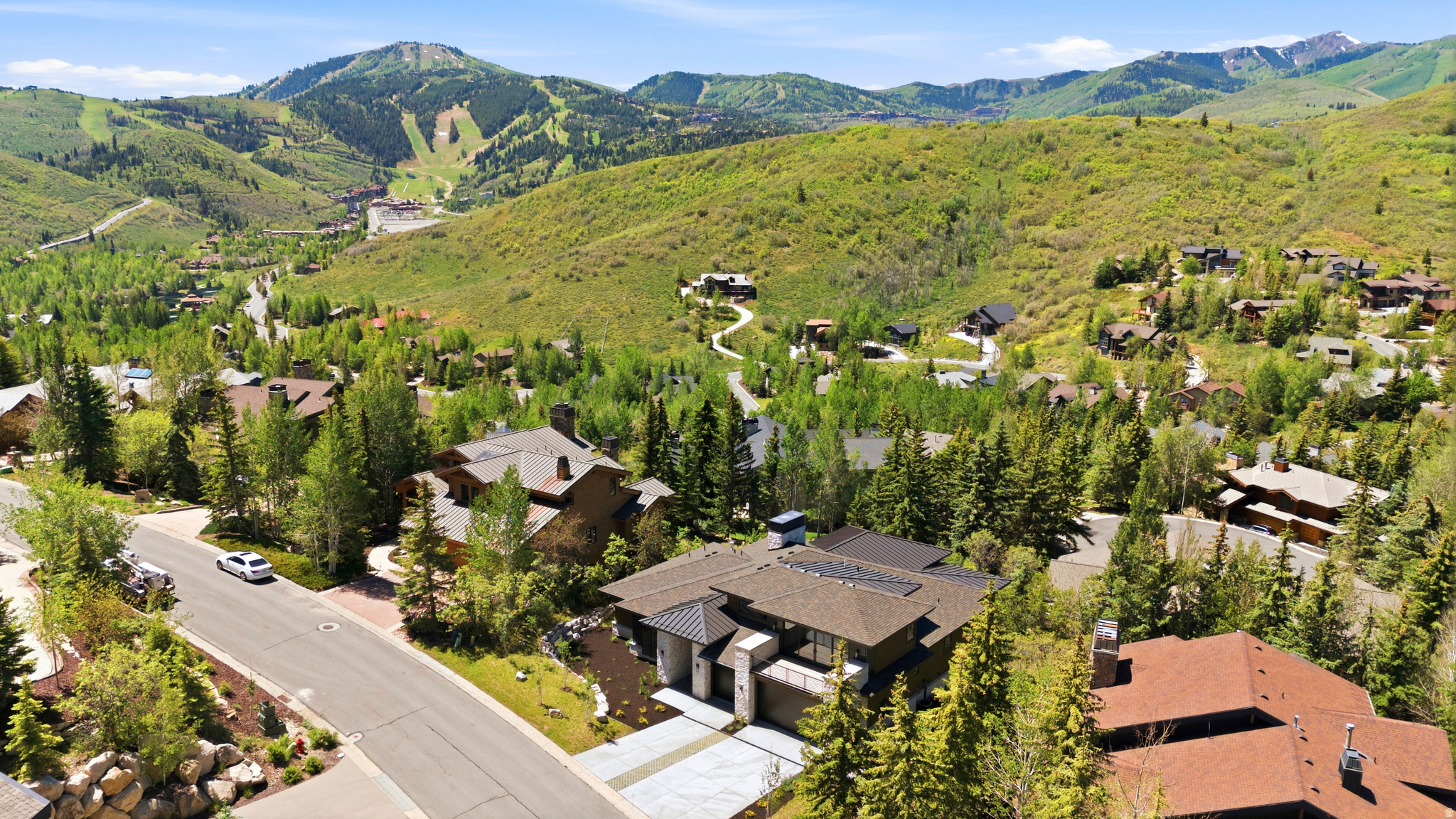 THE OAKS - Residential