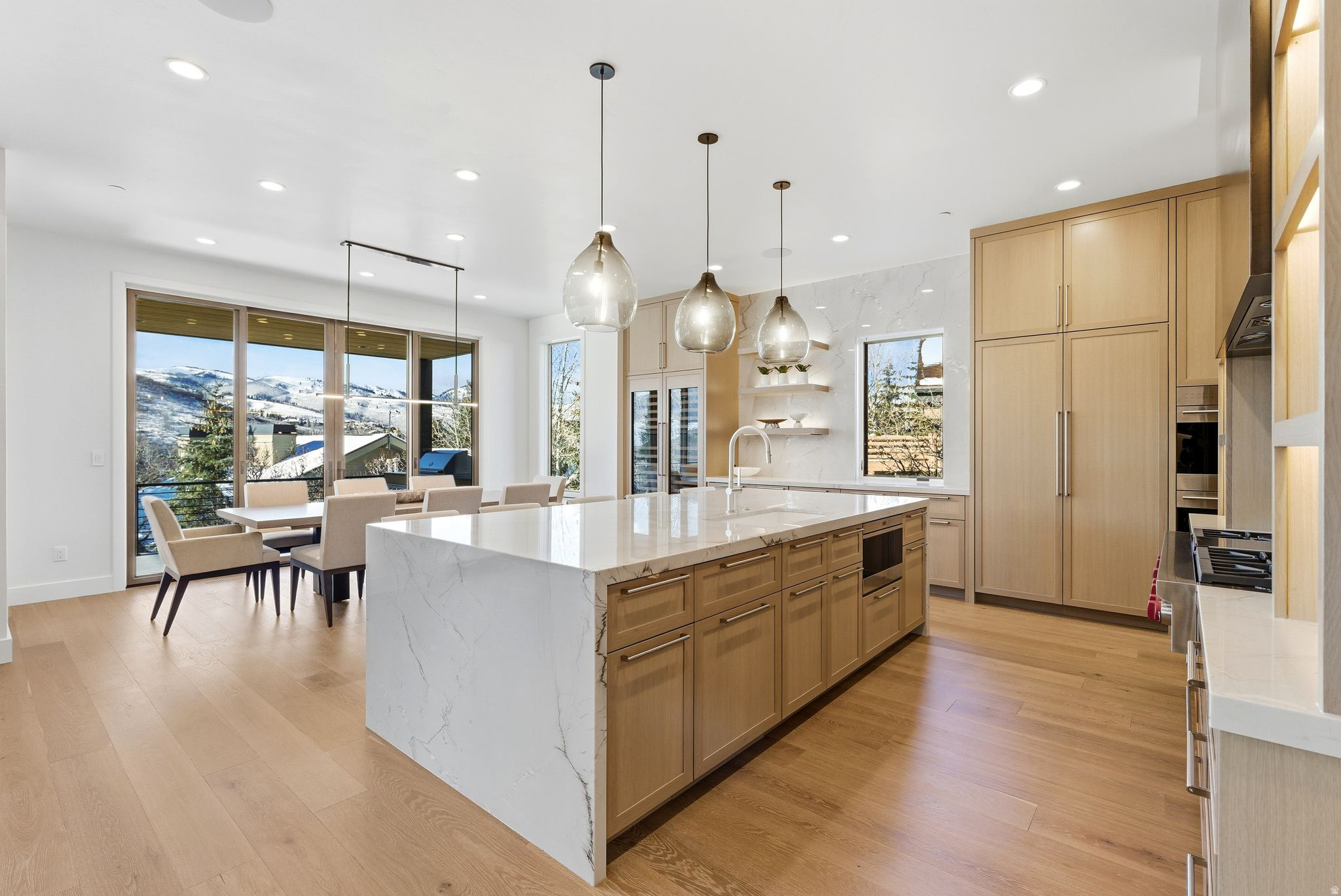 THE OAKS - Residential