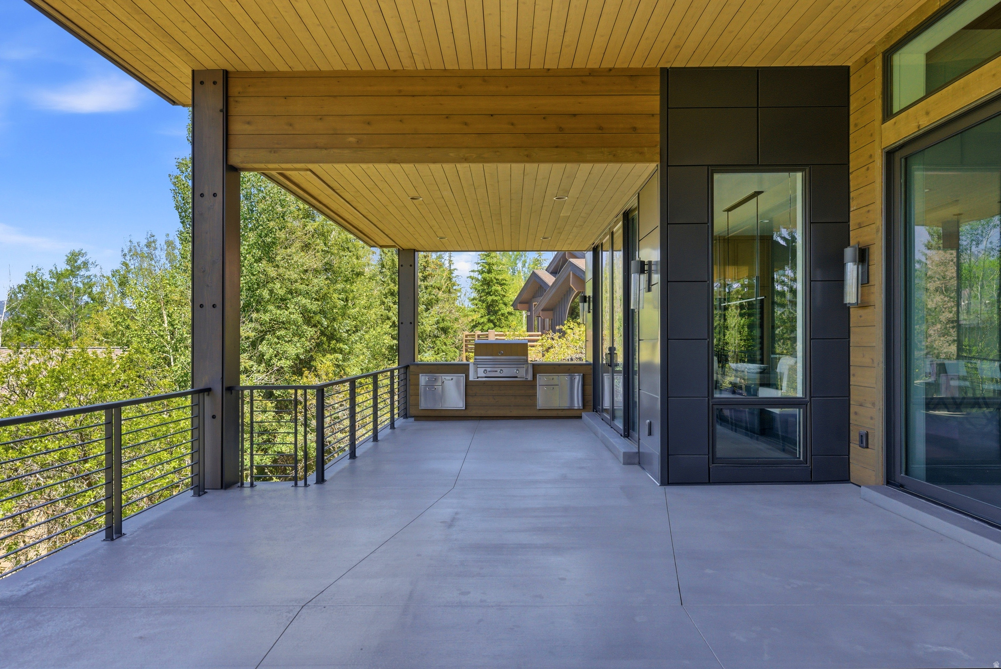 THE OAKS - Residential