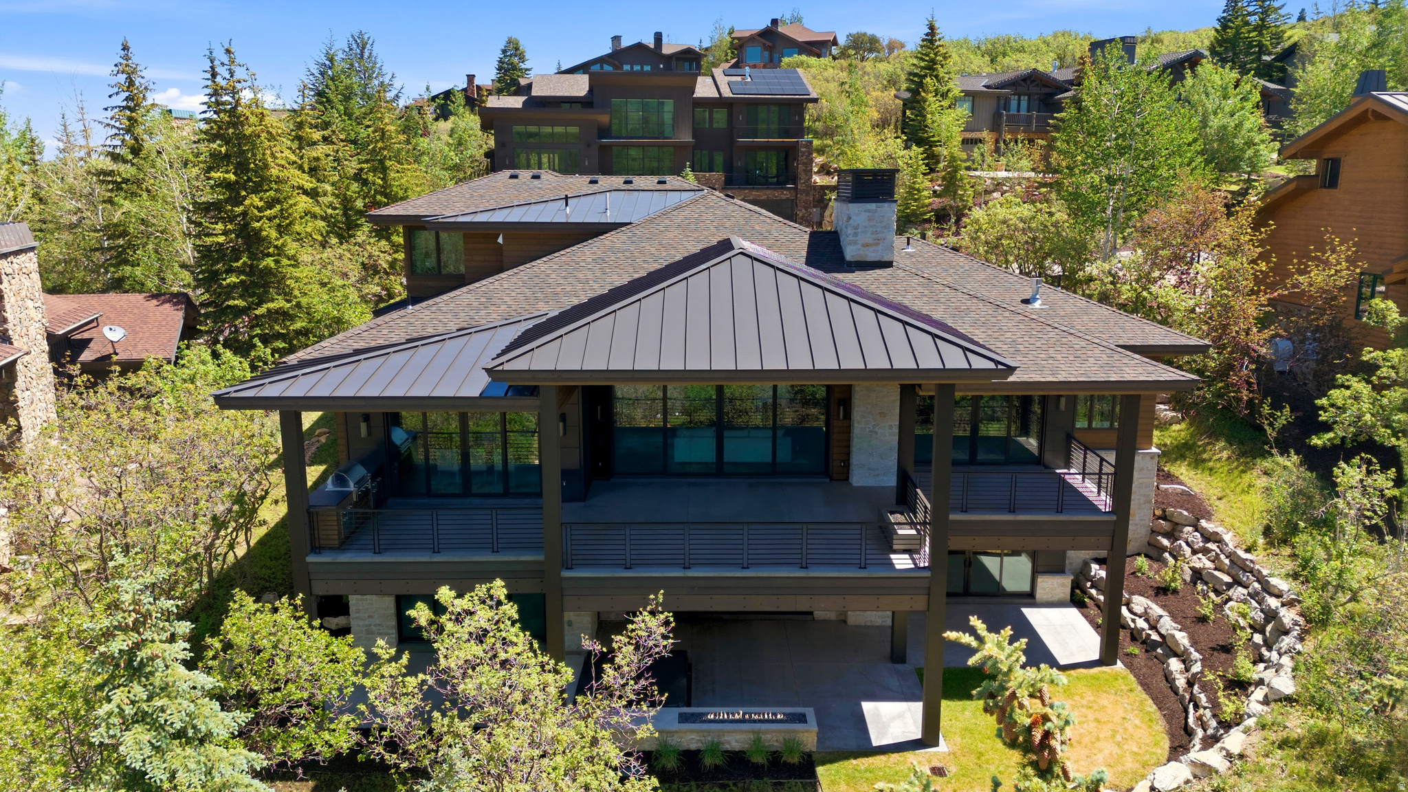 THE OAKS - Residential