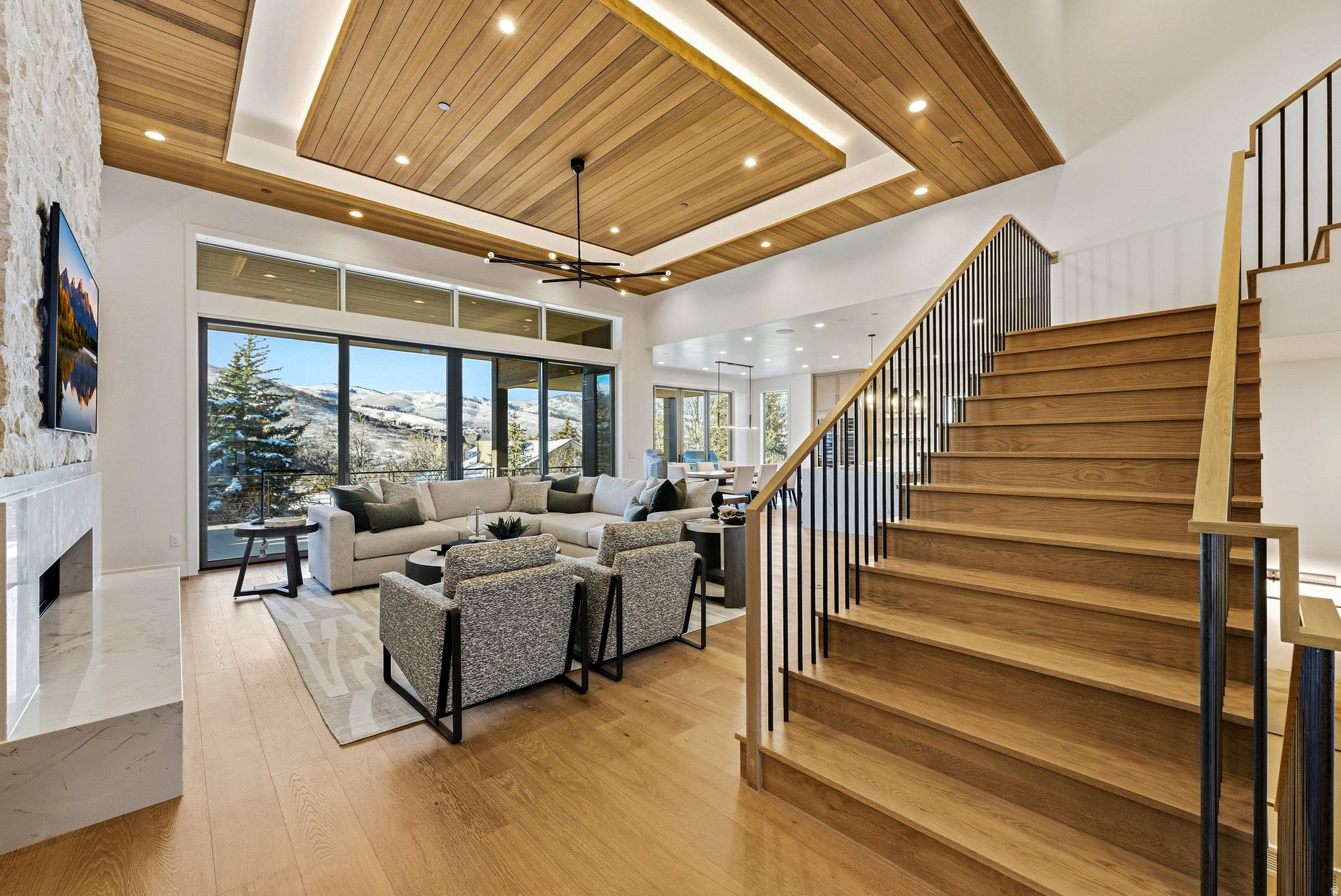 THE OAKS - Residential