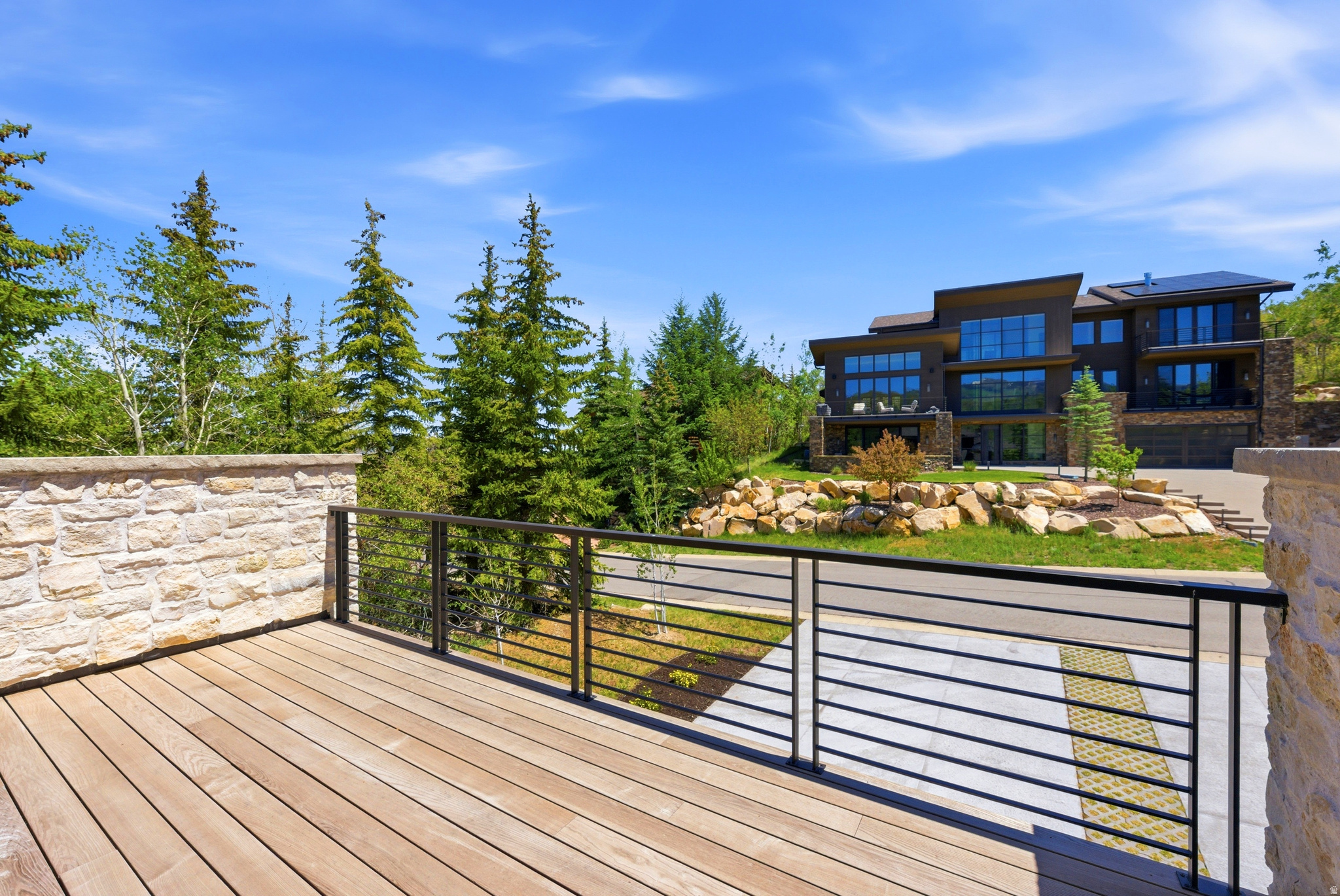 THE OAKS - Residential