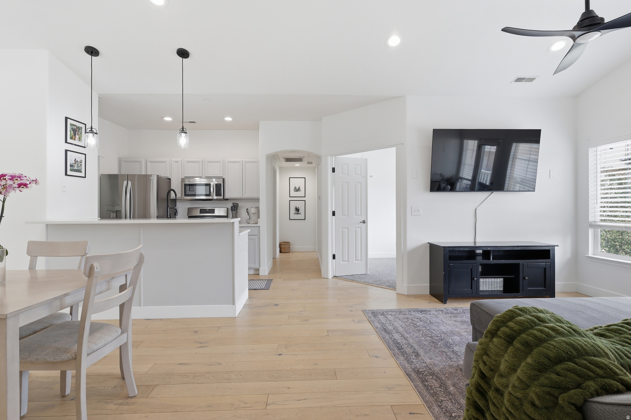 CANYON MEADOW - Residential