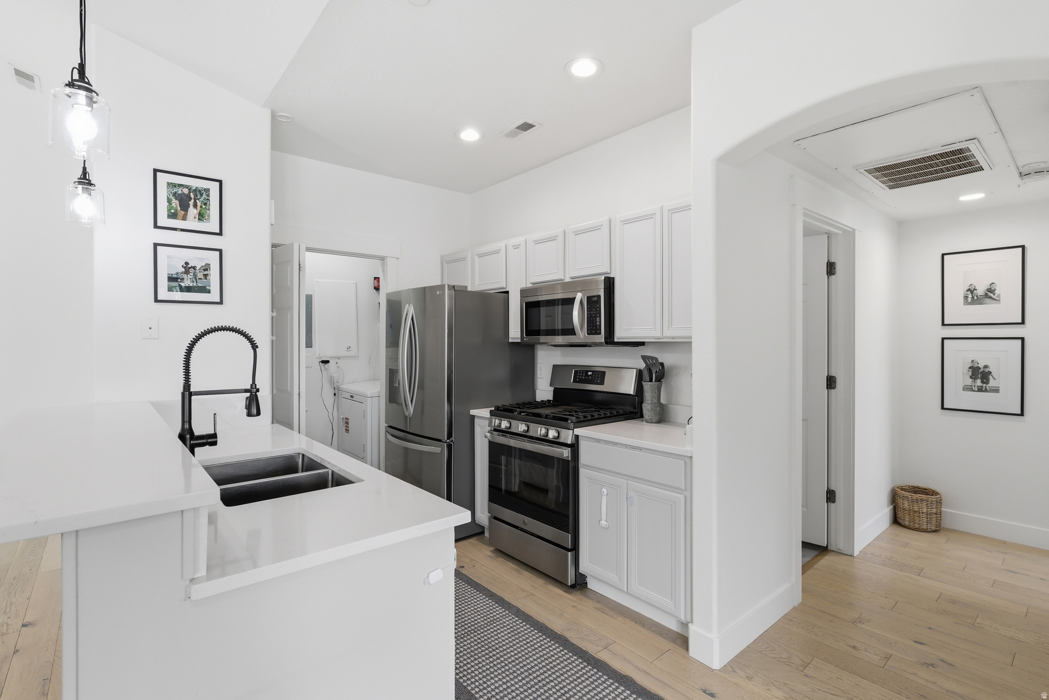 CANYON MEADOW - Residential