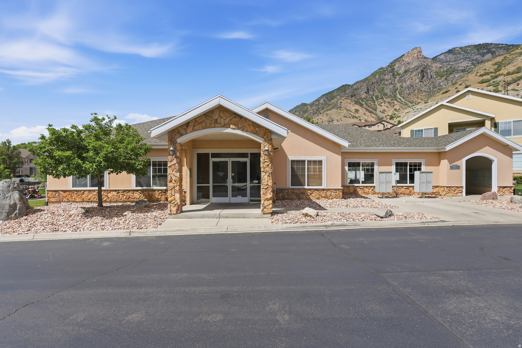 CANYON MEADOW - Residential