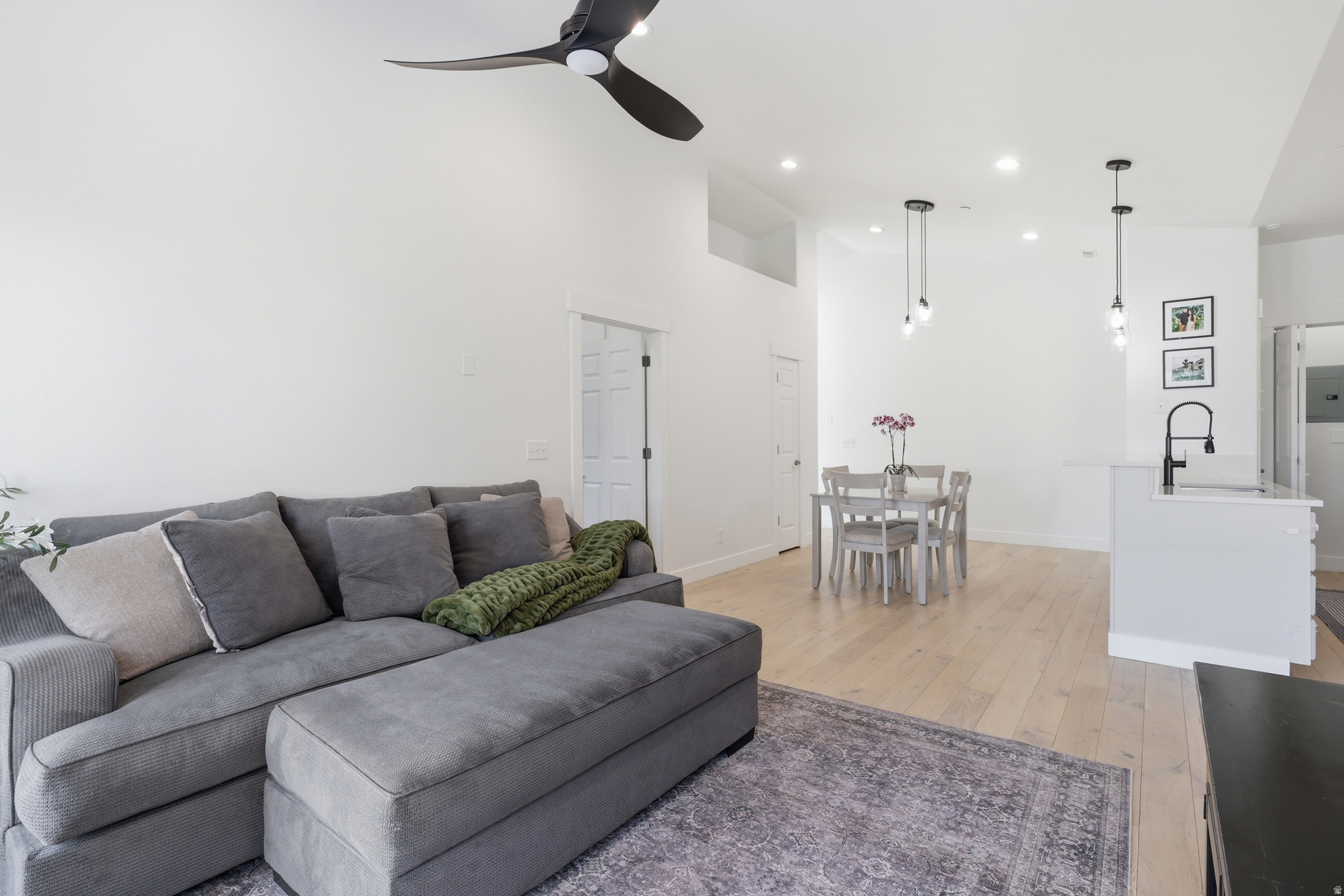 CANYON MEADOW - Residential