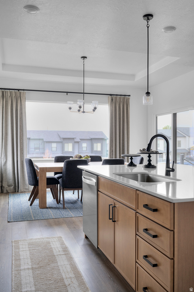 MOUNTAINSIDE ESTATES - Residential