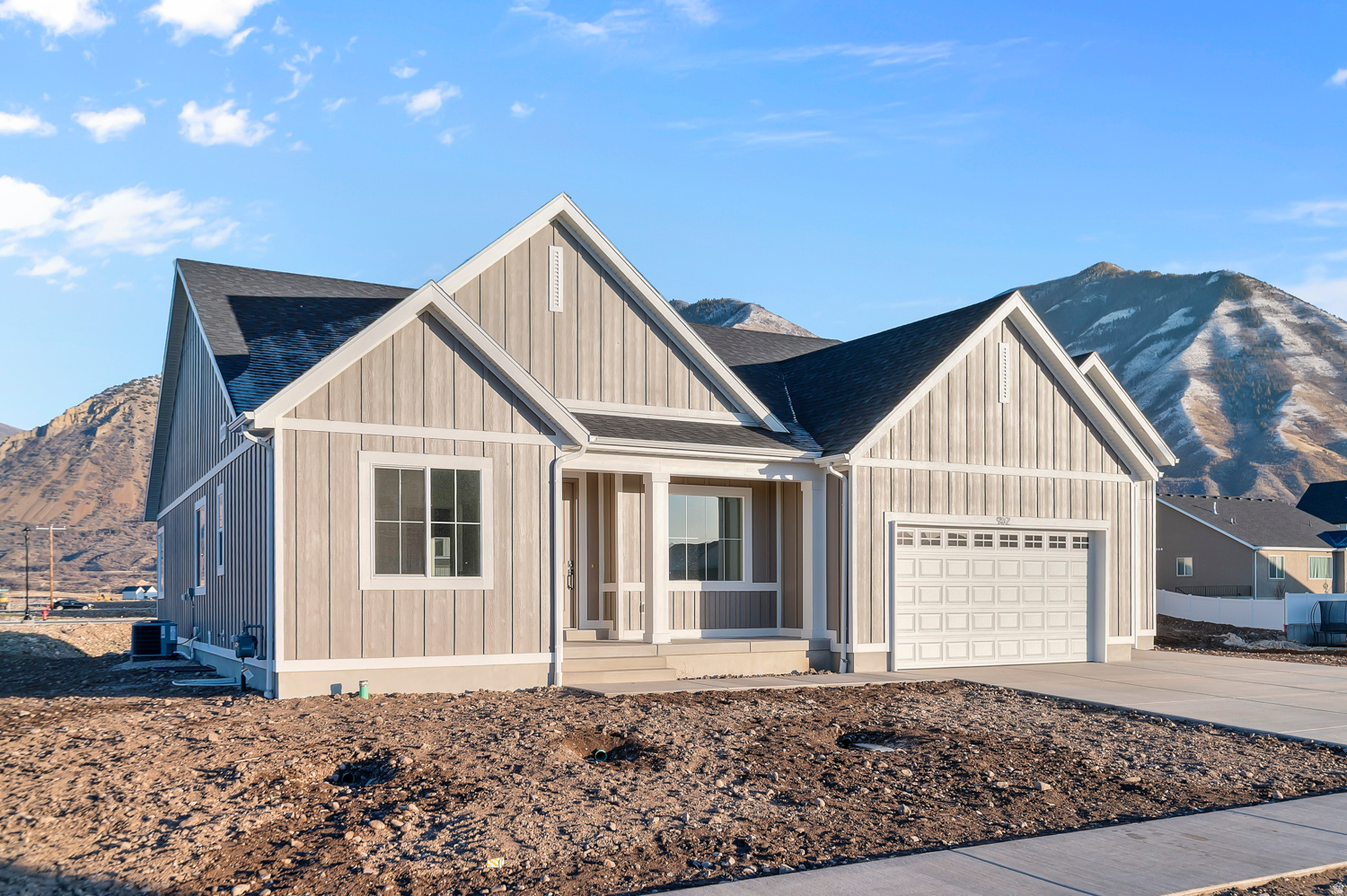 MOUNTAINSIDE ESTATES - Residential