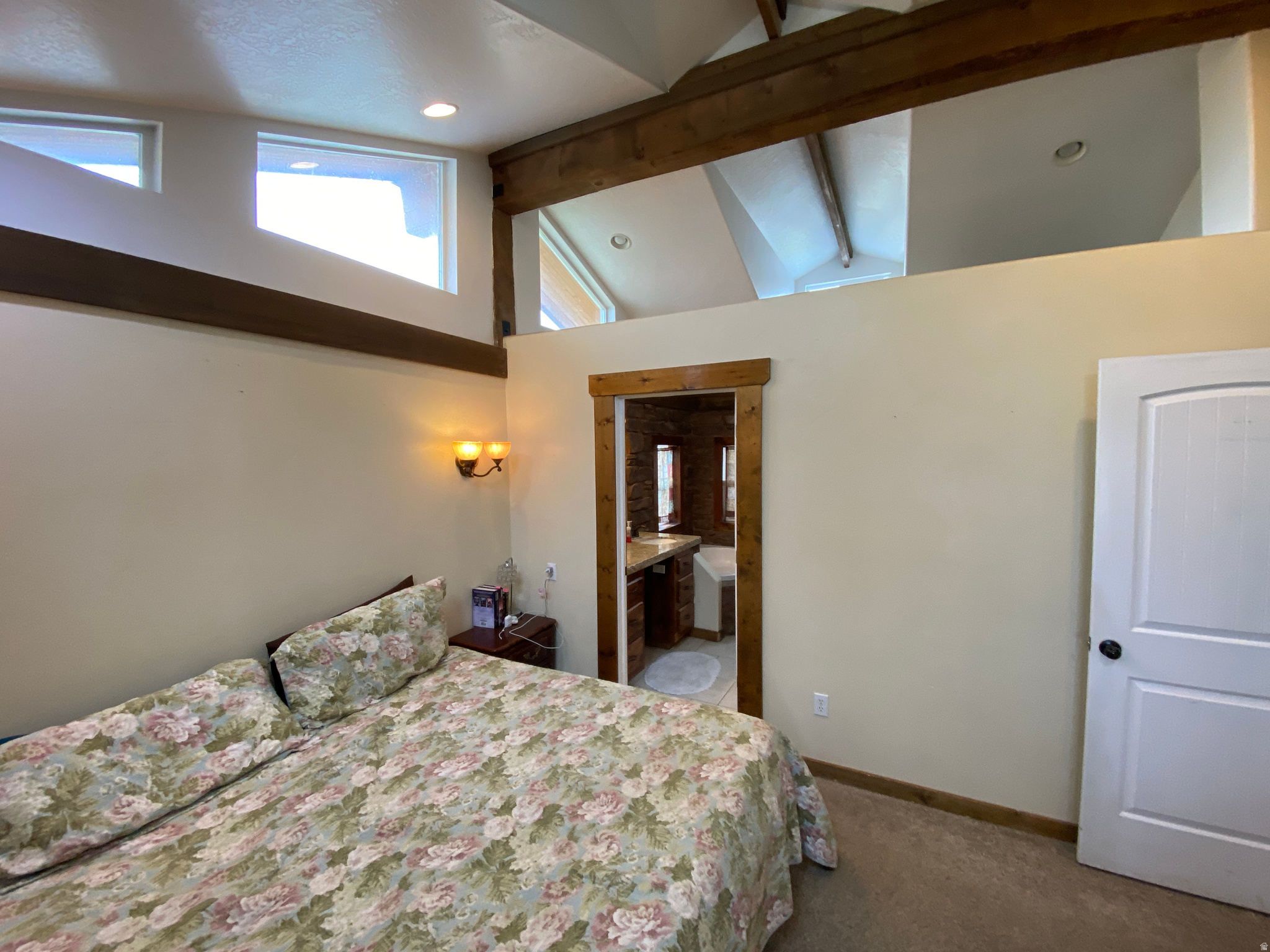 COUNTRY ROAD HAVEN - Residential
