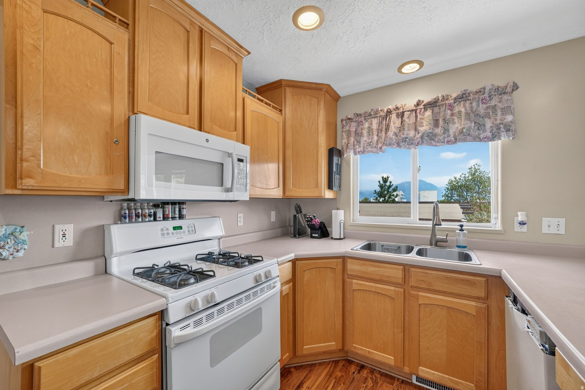 ELK RUN - Residential