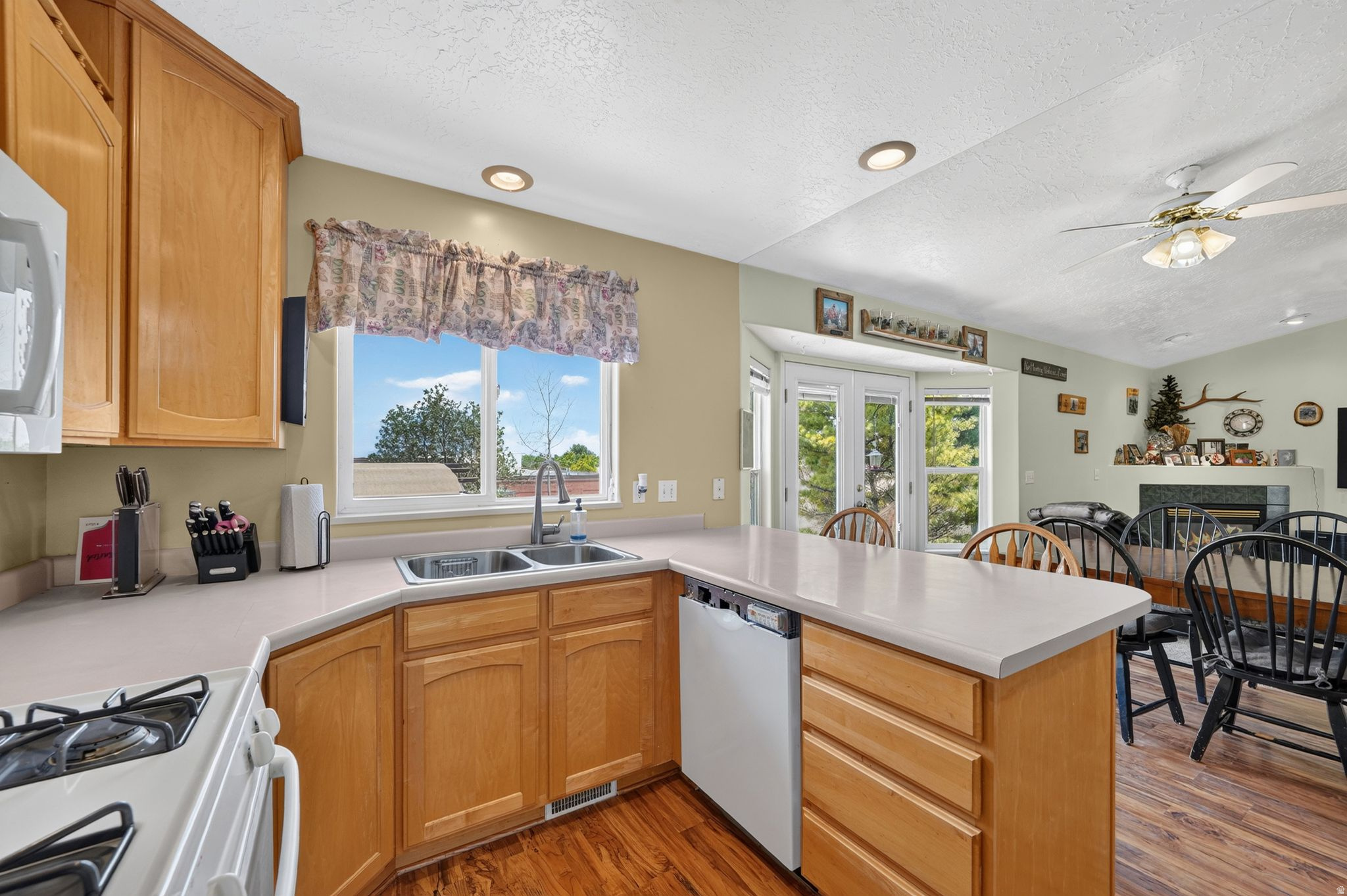 ELK RUN - Residential