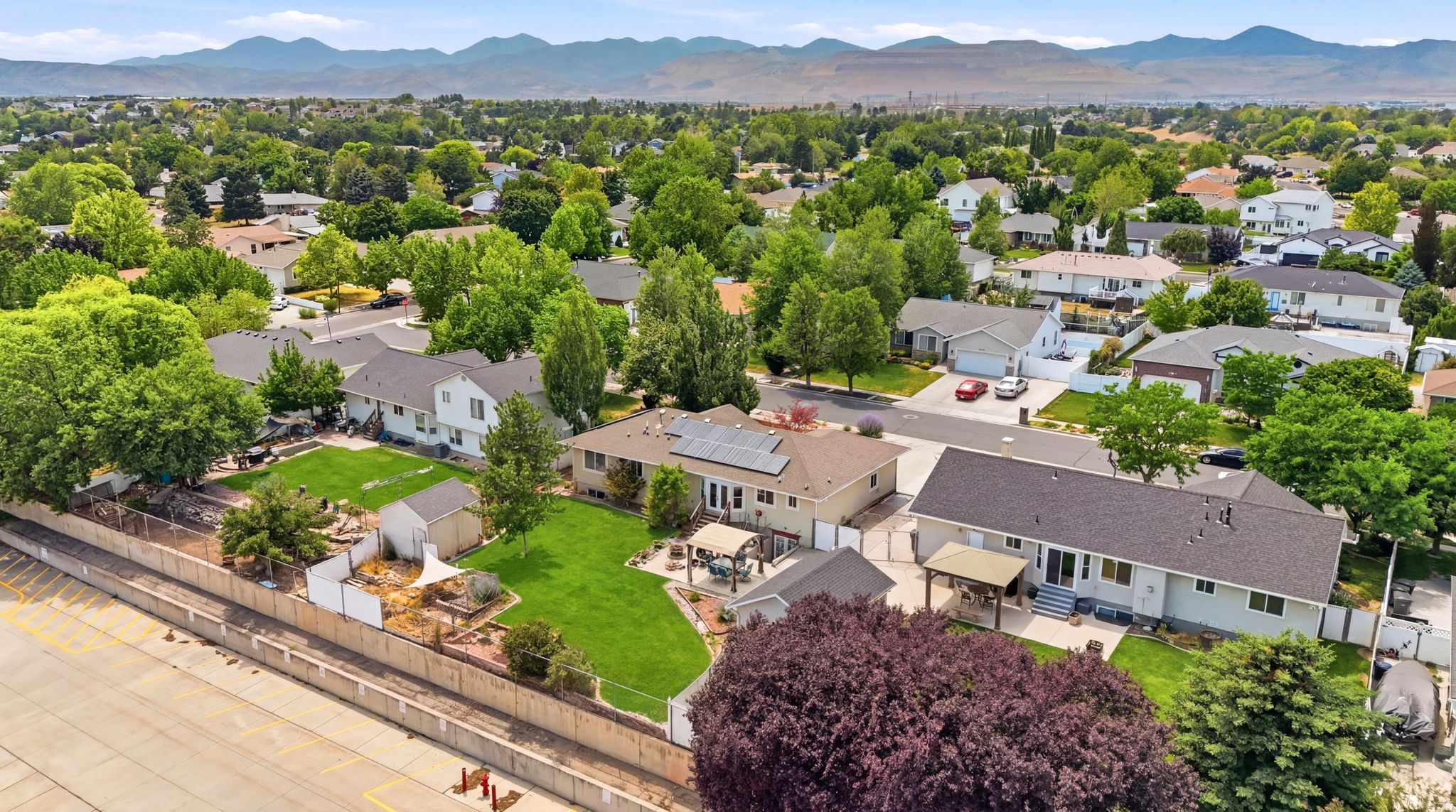 ELK RUN - Residential