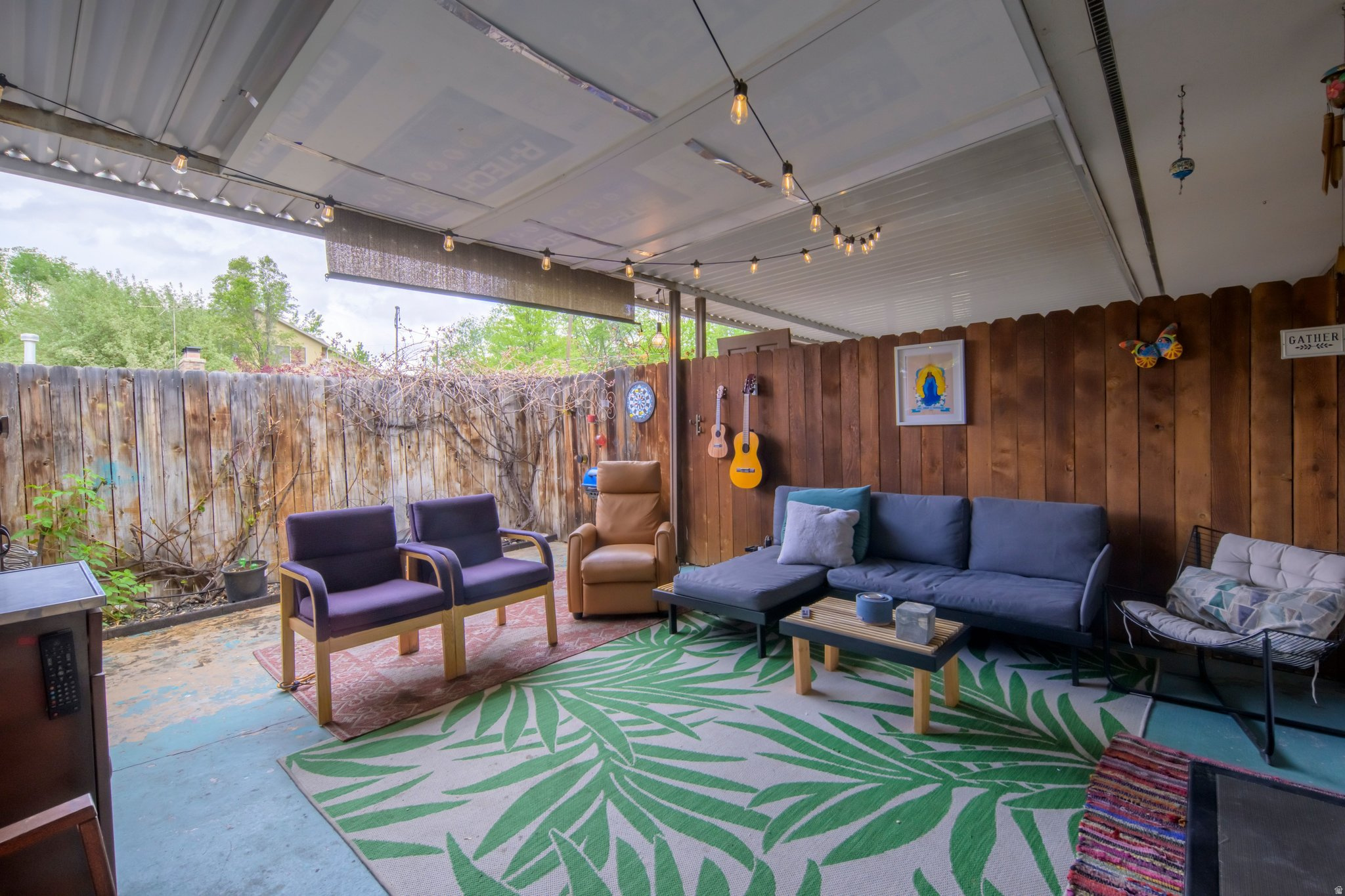 TANGLEWOOD CONDOS - Residential