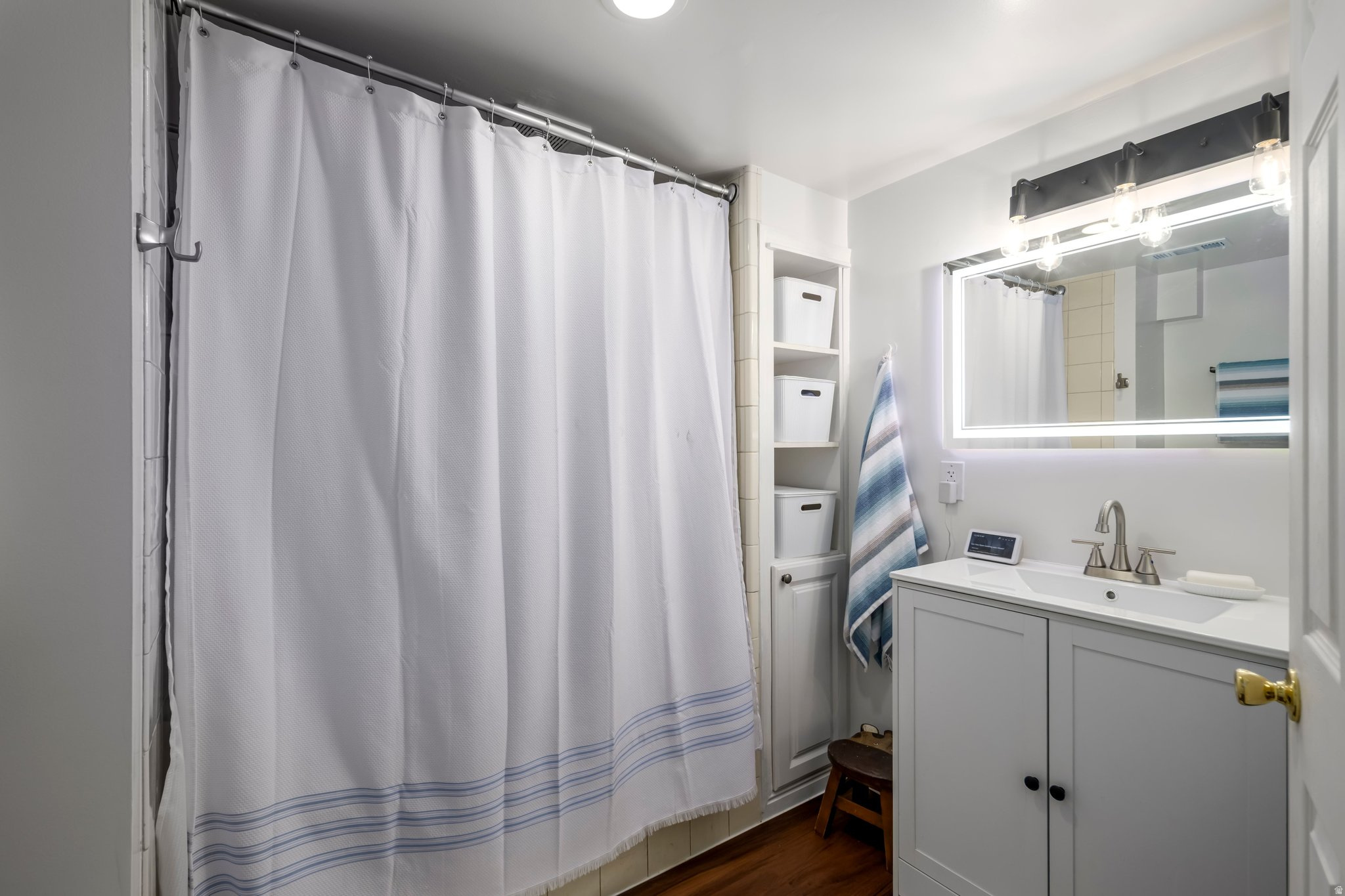 TANGLEWOOD CONDOS - Residential