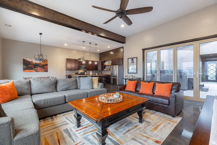RETREAT AT SAND HOLLOW RESORT - Residential