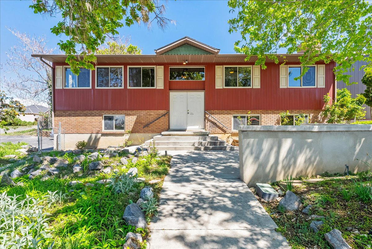 SALEM HILLS - Residential