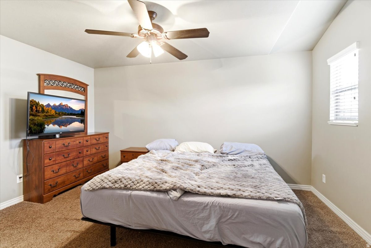 CAMELOT COVE - Residential