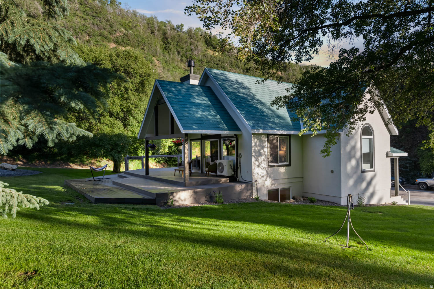 COVERED BRIDGE - Residential