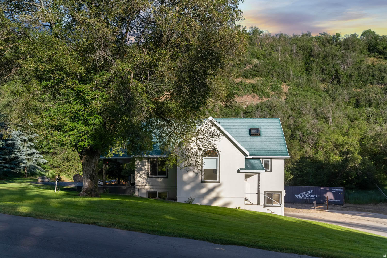 COVERED BRIDGE - Residential