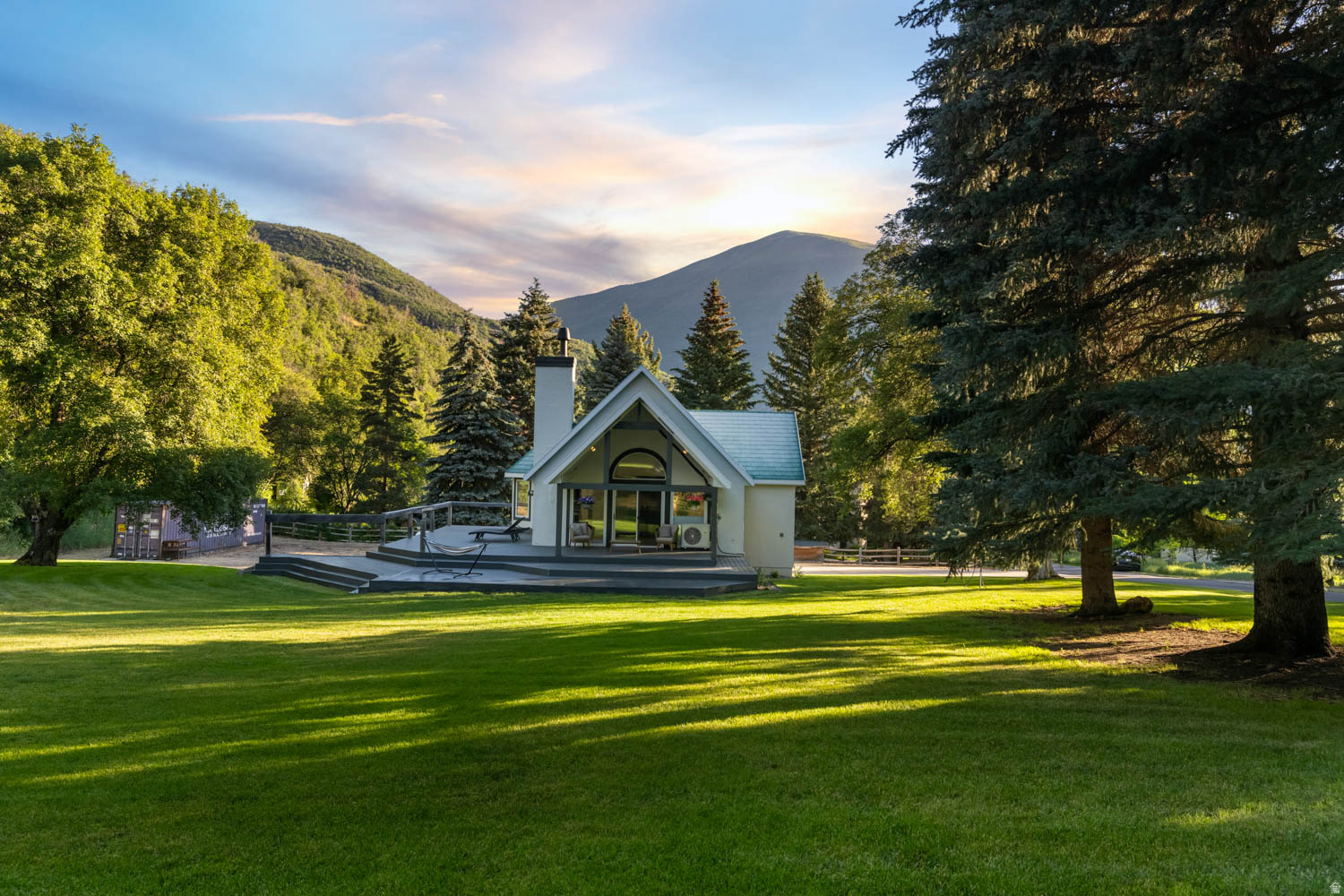 COVERED BRIDGE - Residential
