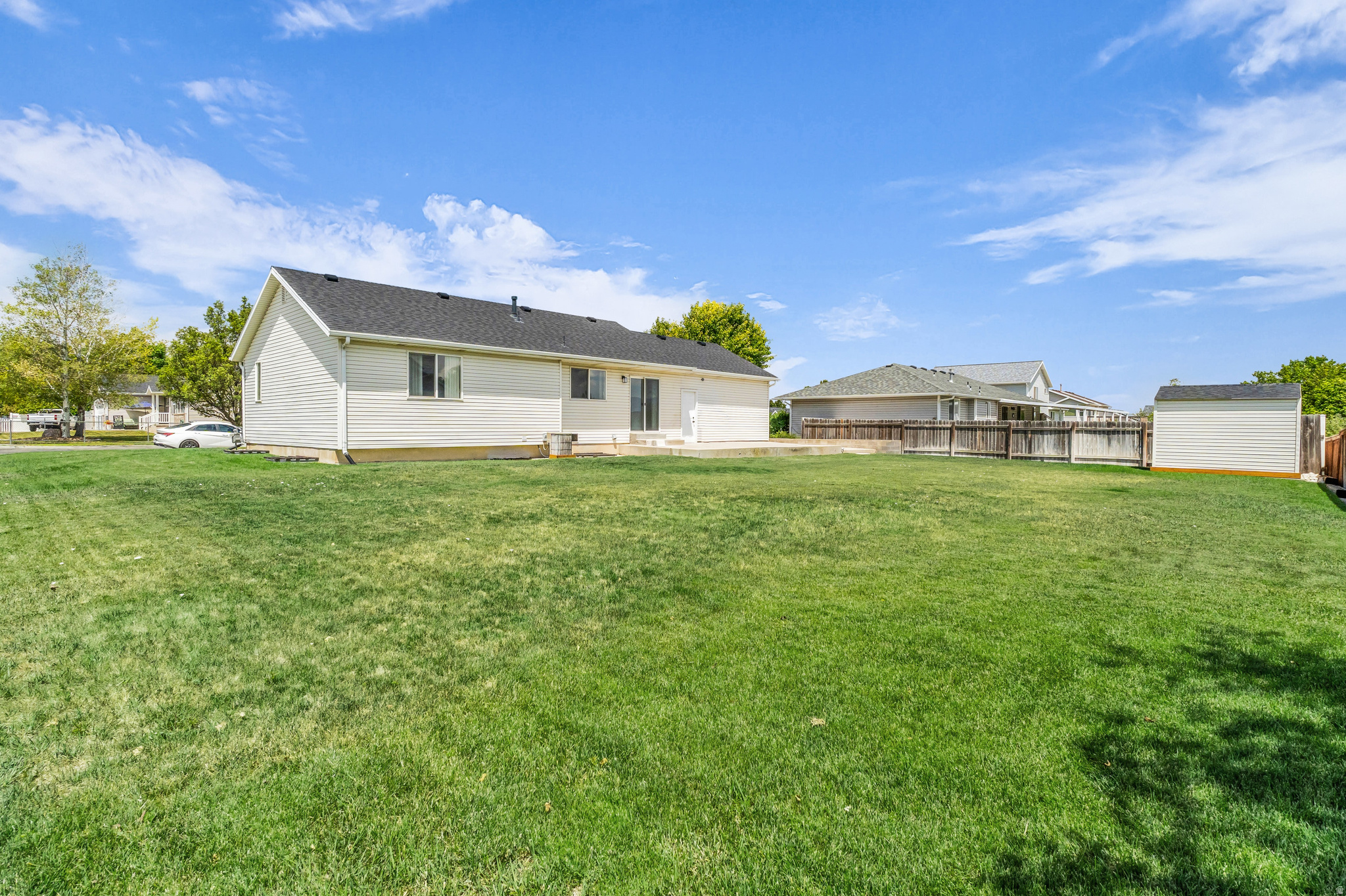 CHERRY HOLLOW - Residential