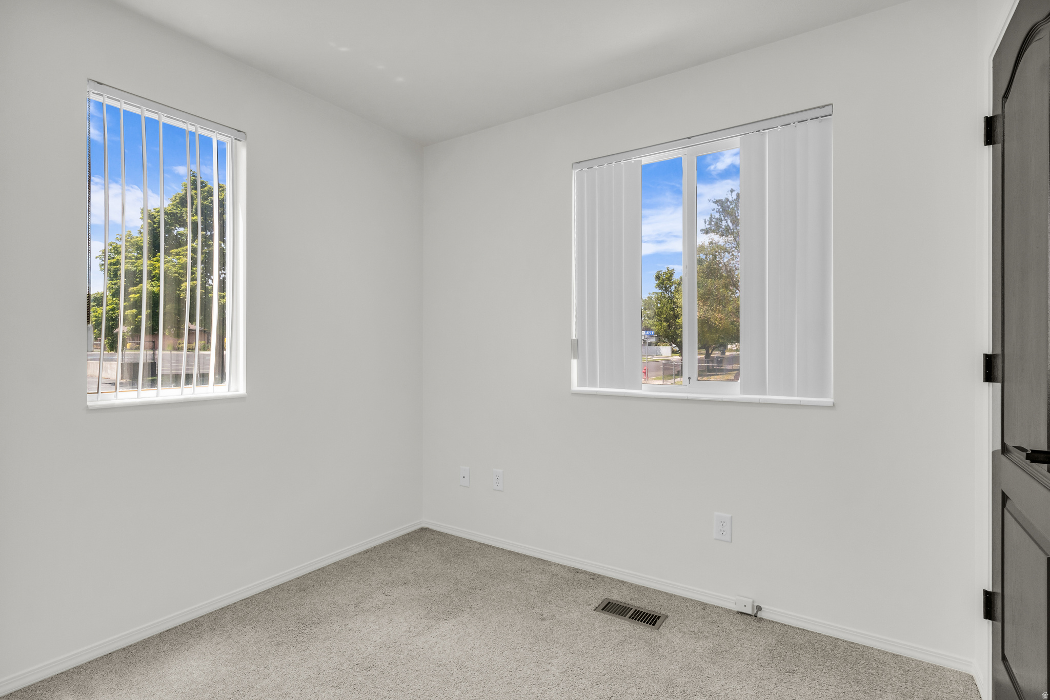 CHERRY HOLLOW - Residential