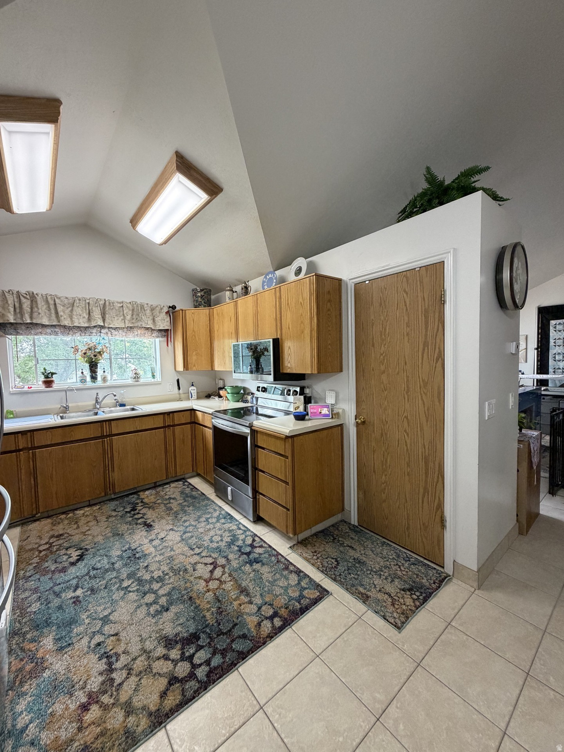 FALCONCREST - Residential