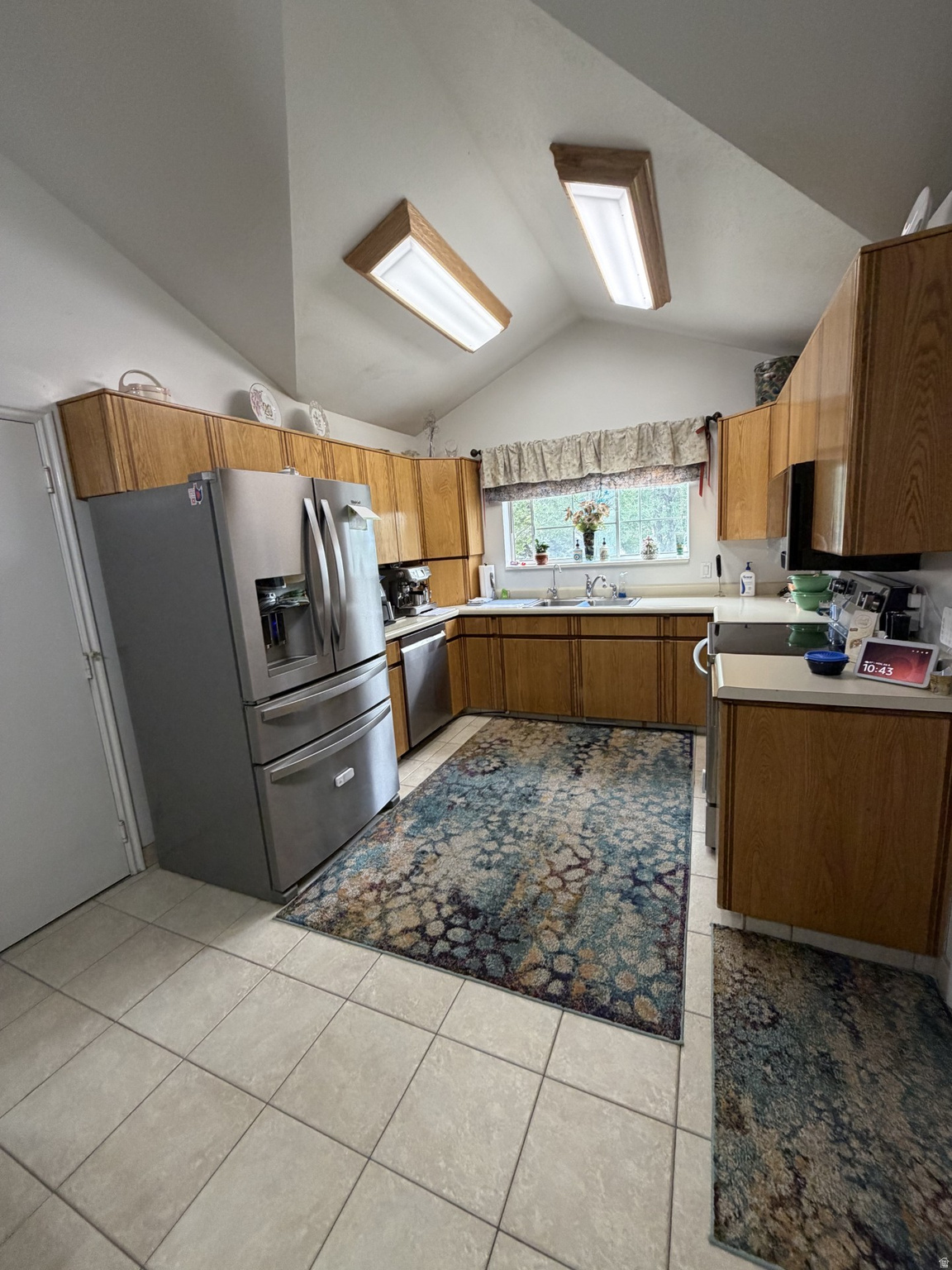 FALCONCREST - Residential