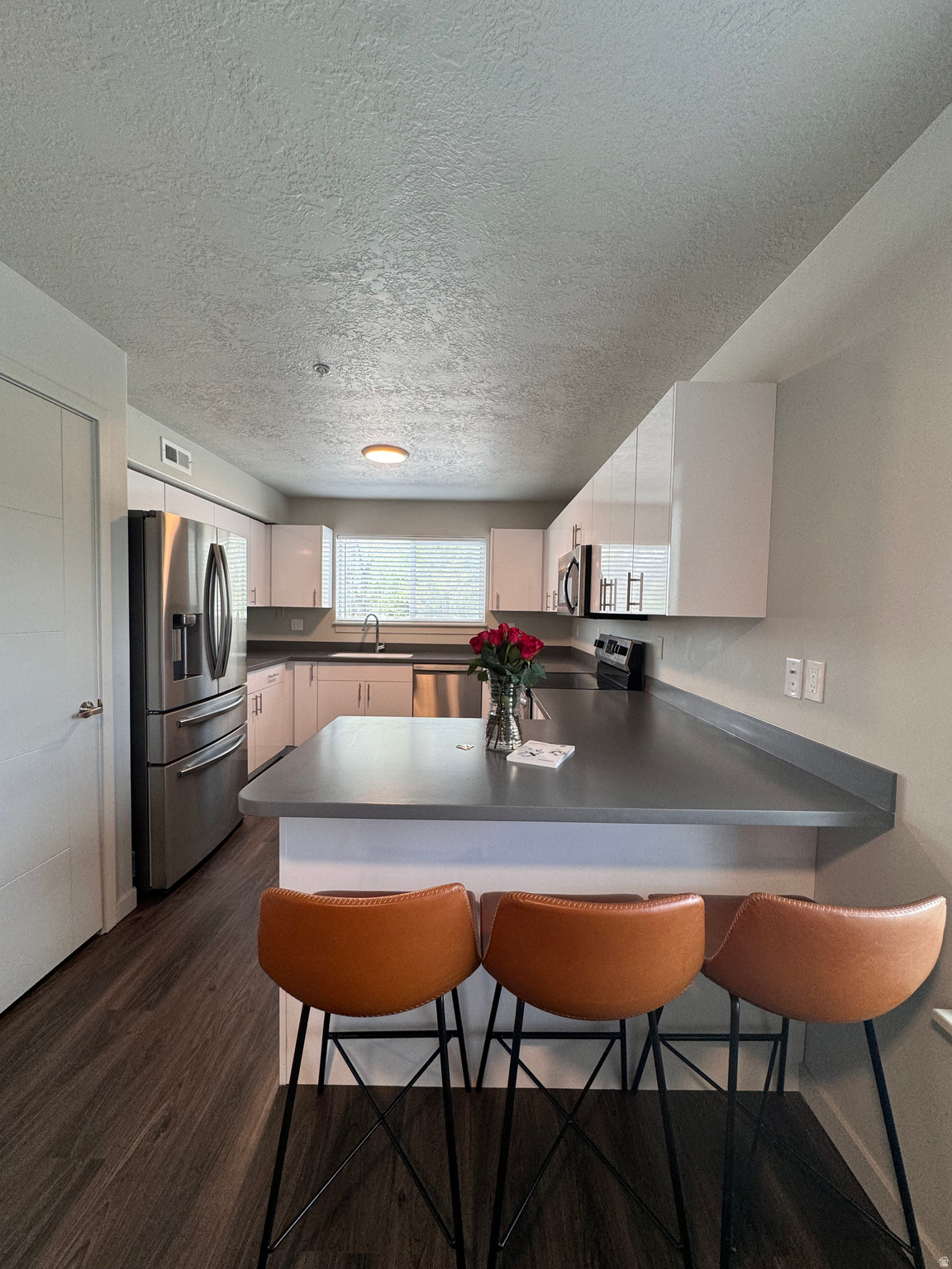 ASSUMABLE ~5% LOAN + RARE RENTABLE UNIT Top Highlights Assumable loan at approximately 5% interest rate (subject to lender approval) One of the few units in the community that can be rented (no owner-occupancy requirement) Built in 2021 (modern construction) Low-maintenance living with HOA-covered exterior care All appliances included - move-in or rent-ready from day one Home Details 2 bedrooms, 1 bathroom 931 sq ft Middle-level unit Open-concept layout with bright living space Kitchen & Interior Modern kitchen with: Built-in dishwasher Range/oven Ample cabinet space Refrigerator, washer, and dryer included Central air Forced-air heating In-unit laundry Why This Property Stands Out Potential for lower monthly payment with assumable loan vs. current market rates Rental eligibility provides flexibility for investors or future use Newer build means less maintenance and updated finishes Appliances included = no extra upfront costs HOA simplifies ownership by handling exterior upkeep Community Features Covered and uncovered assigned parking Picnic areas Playgrounds BBQ areas Pet-friendly policies Location Convenient Springville location near shopping, dining, schools, outdoor recreation, and commuter routes. Schedule a Showing Opportunities like this are rare-assumable financing + rental flexibility + newer construction. Contact today for details and to schedule your showing.