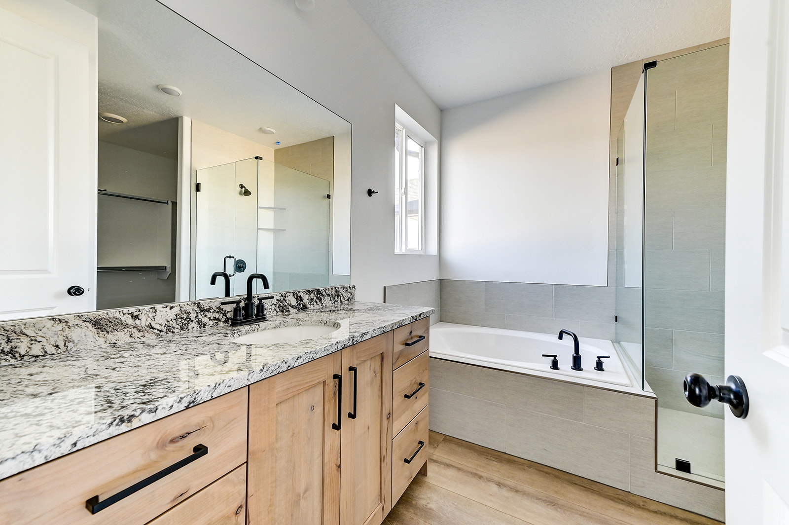 HERITAGE FARMS - Residential