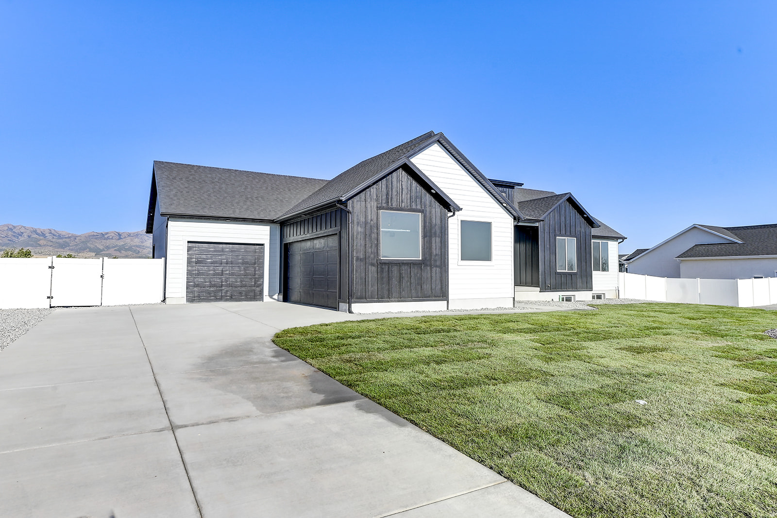 HERITAGE FARMS - Residential