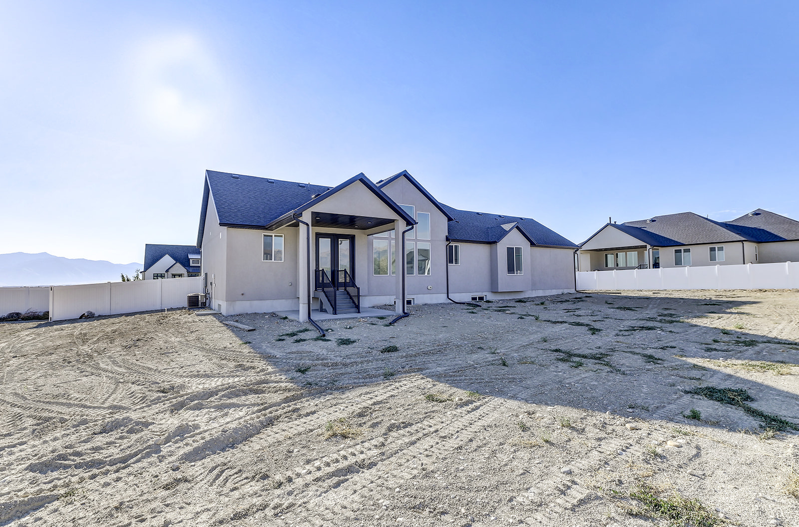 HERITAGE FARMS - Residential