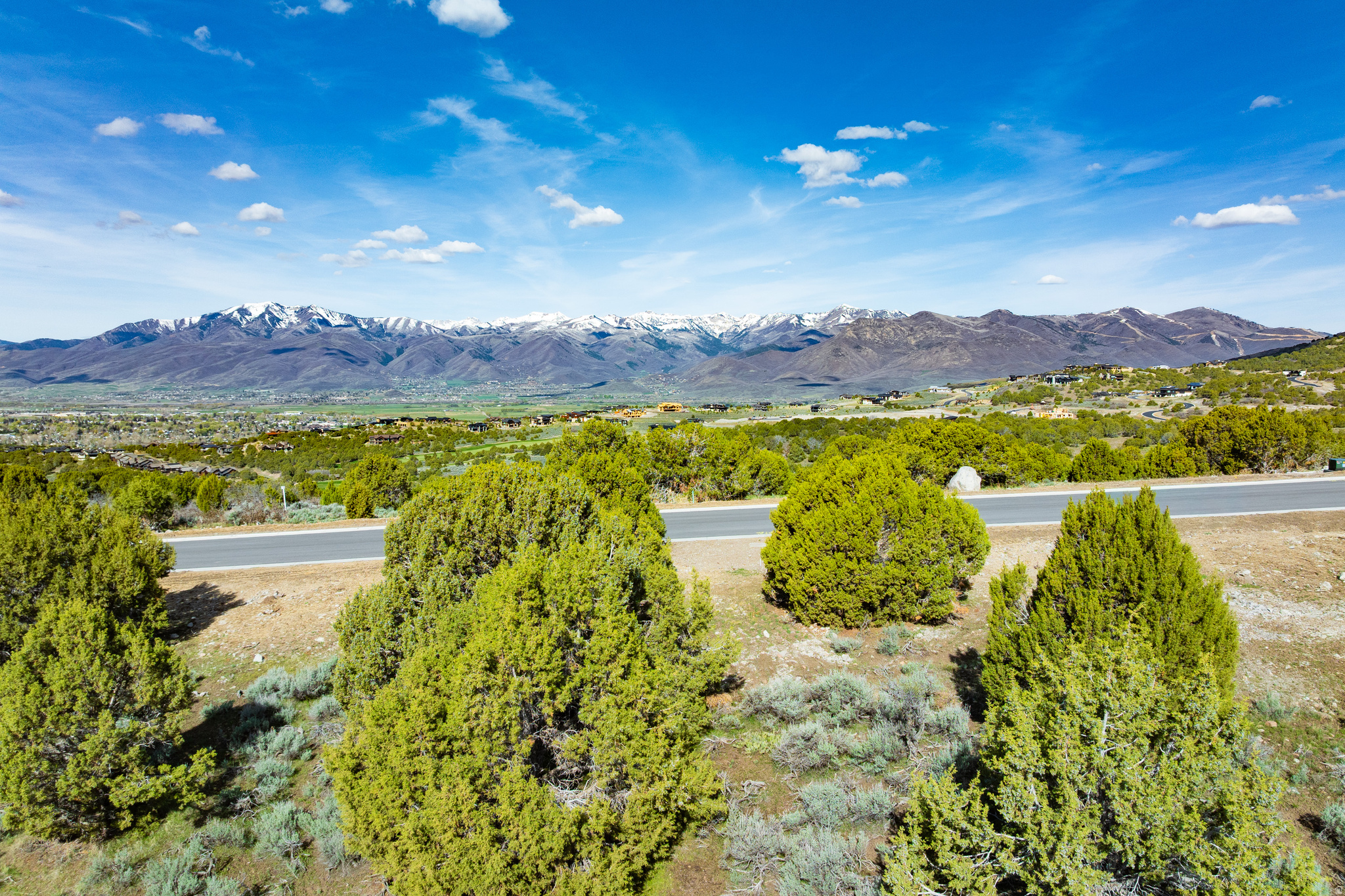 RED LEDGES - Land