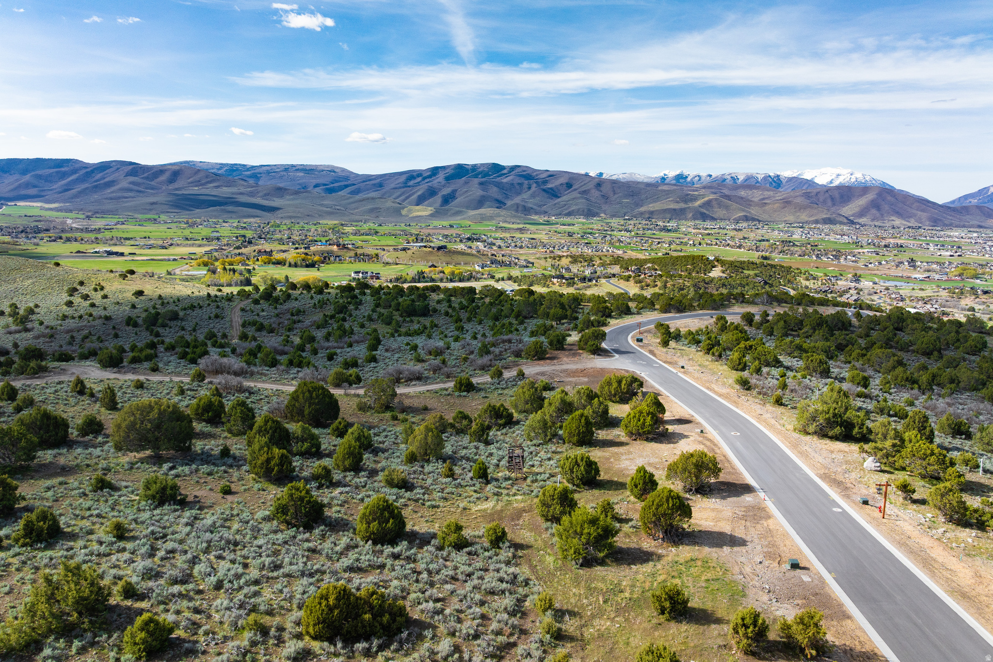 RED LEDGES - Land
