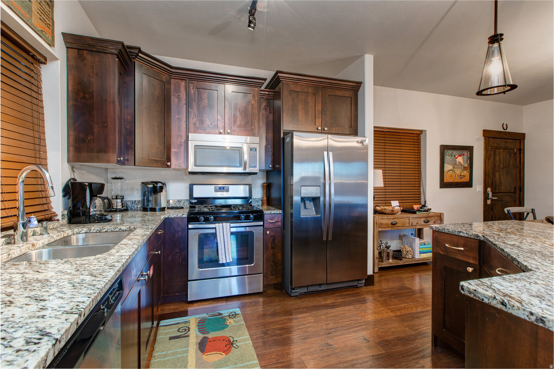 BEAR HOLLOW RIDGE - Residential