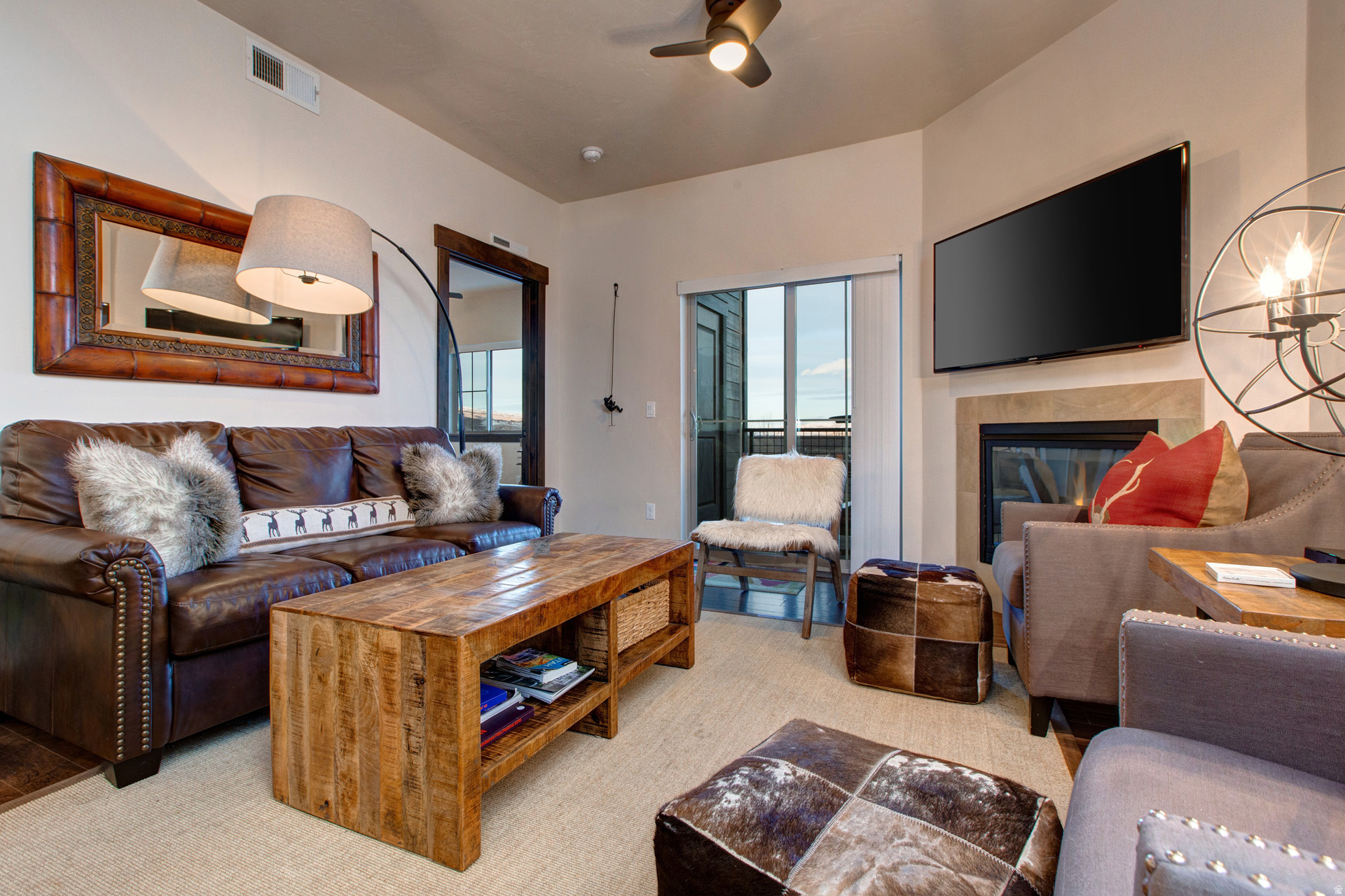 BEAR HOLLOW RIDGE - Residential