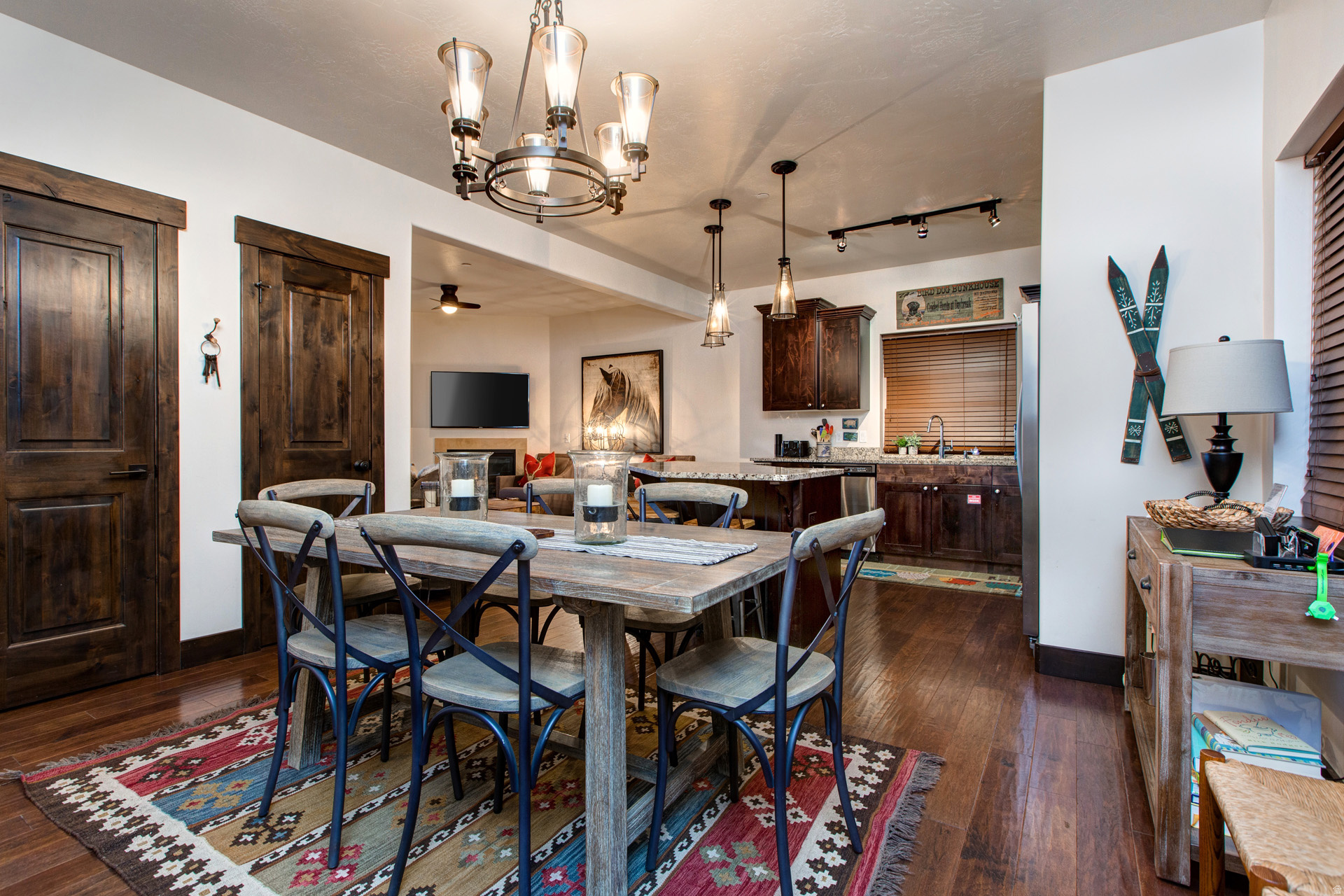 BEAR HOLLOW RIDGE - Residential