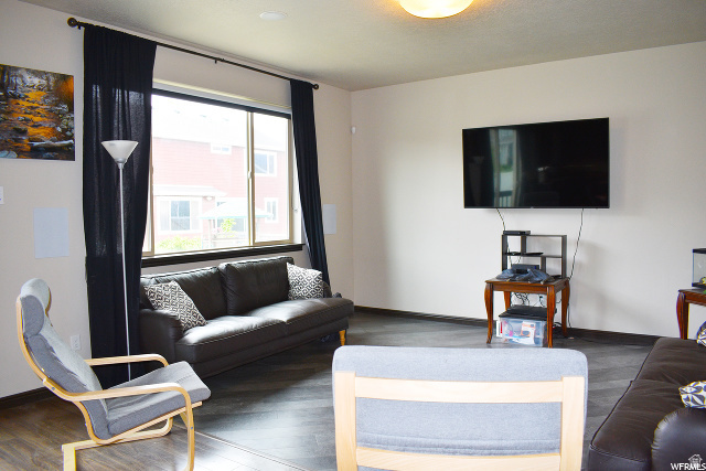INDEPENDENCE AT THE - Residential