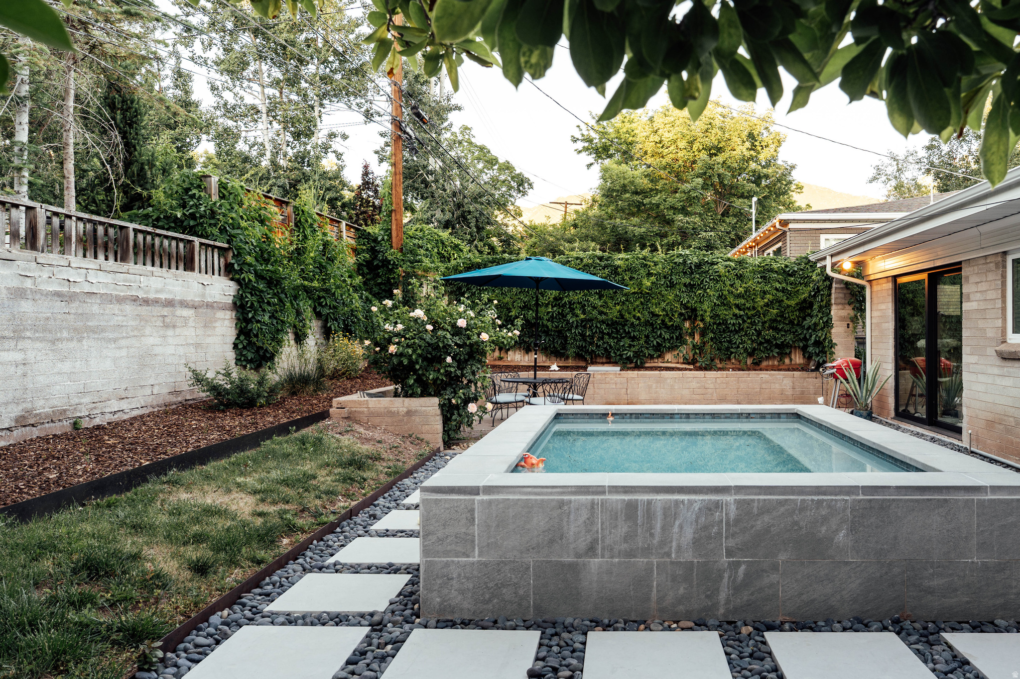 EL REY PARK - Residential