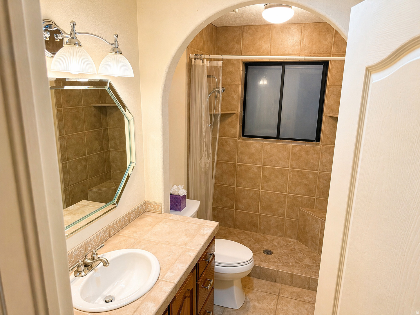 BLOOMINGTON RANCHES 6 AMD - Residential