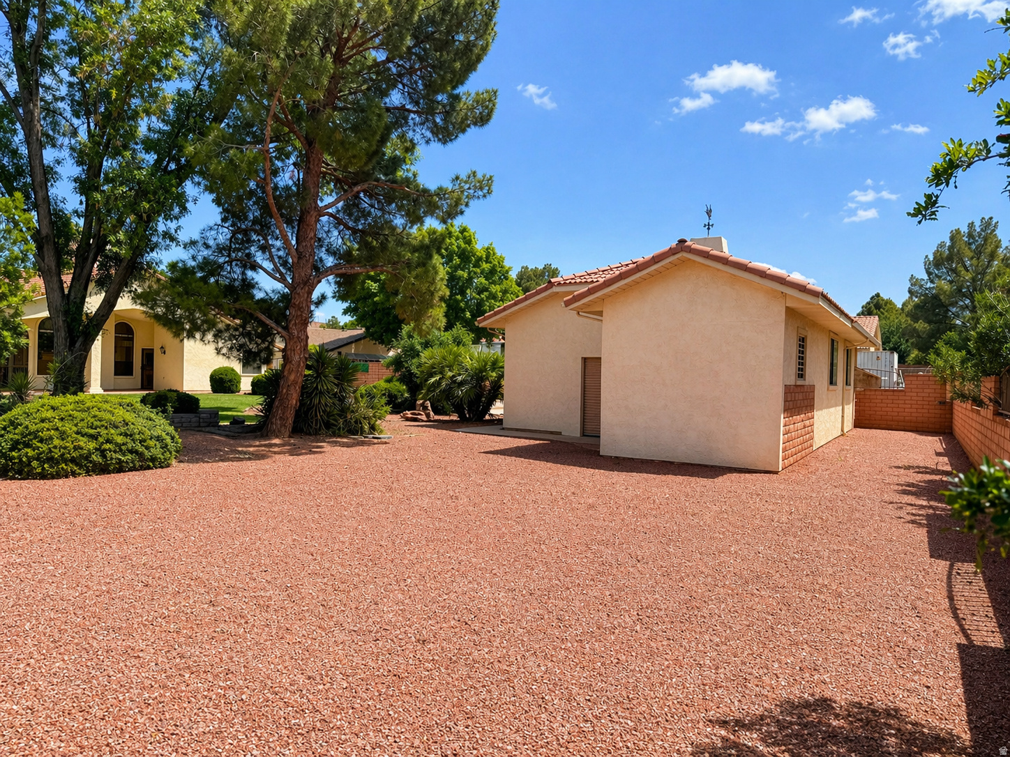 BLOOMINGTON RANCHES 6 AMD - Residential
