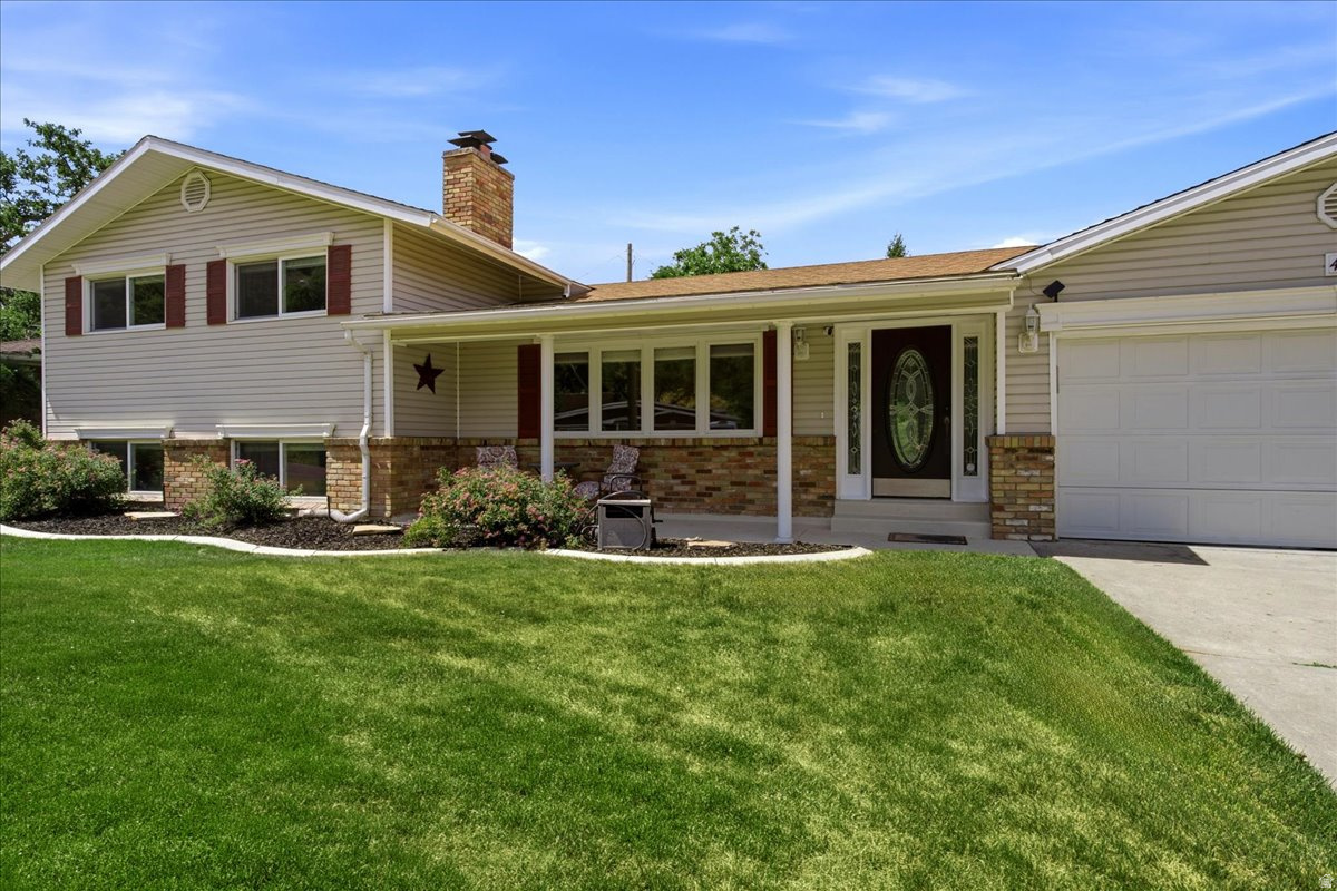 COLLEGE HEIGHTS - Residential