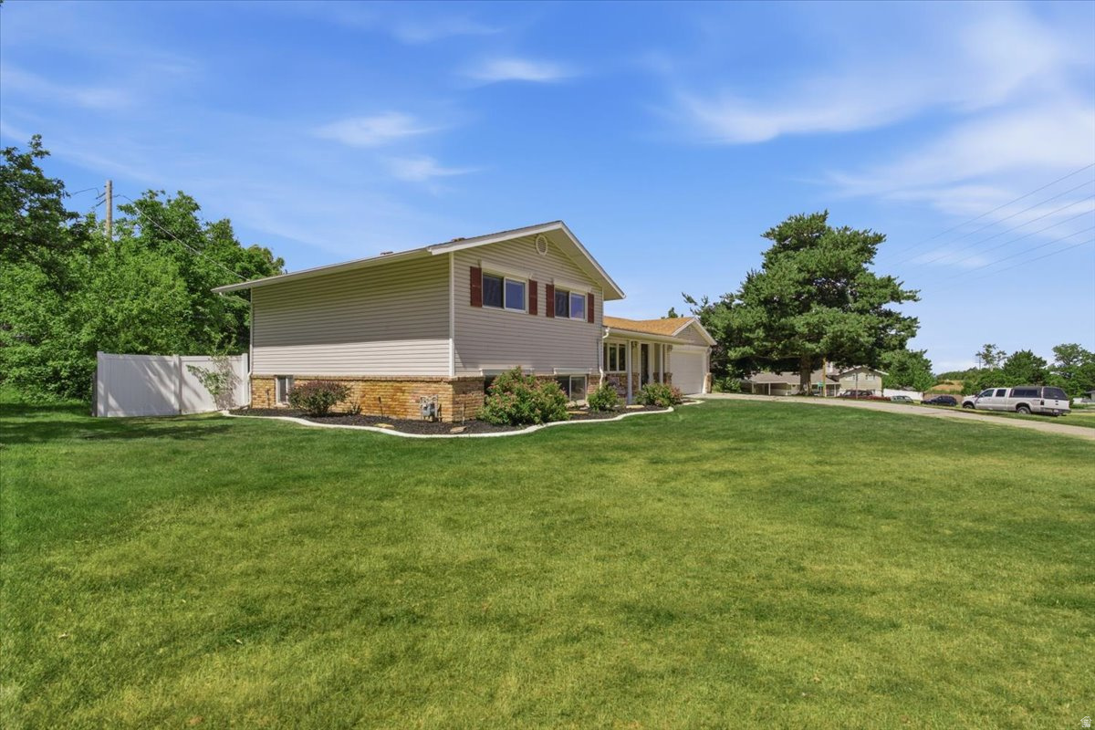 COLLEGE HEIGHTS - Residential