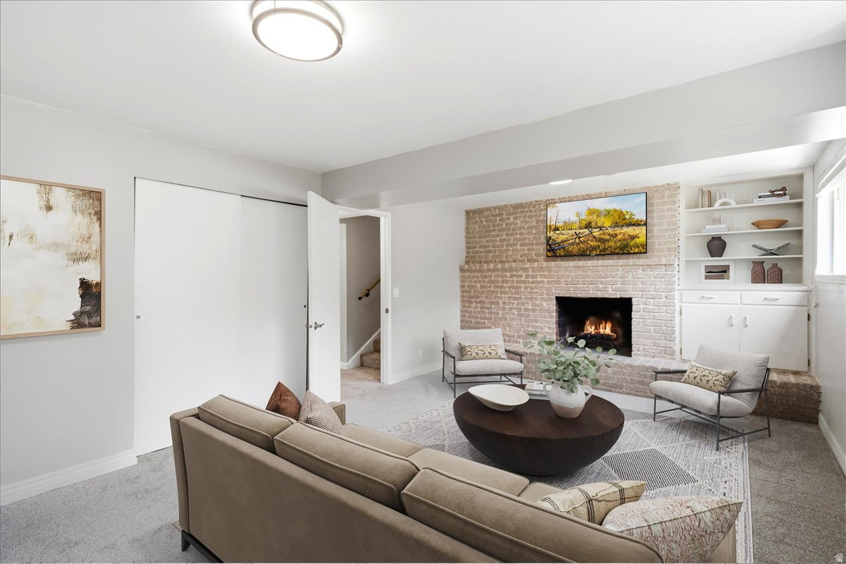 COLLEGE HEIGHTS - Residential