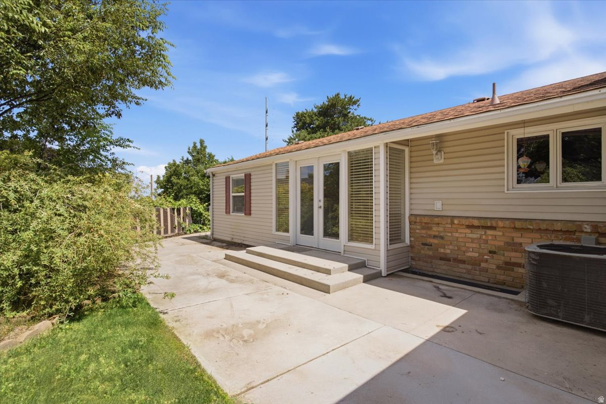 COLLEGE HEIGHTS - Residential
