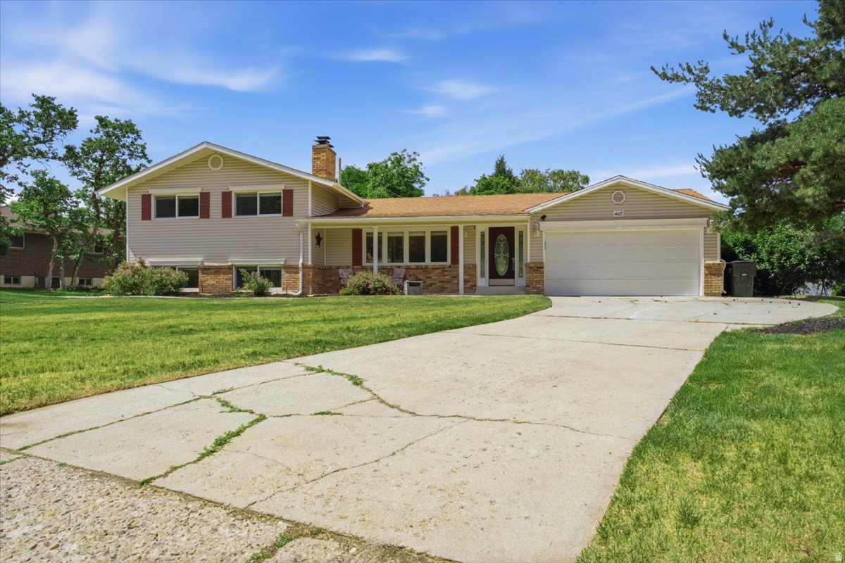 COLLEGE HEIGHTS - Residential