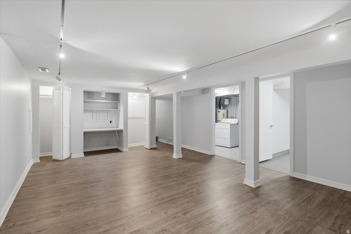 COLLEGE HEIGHTS - Residential