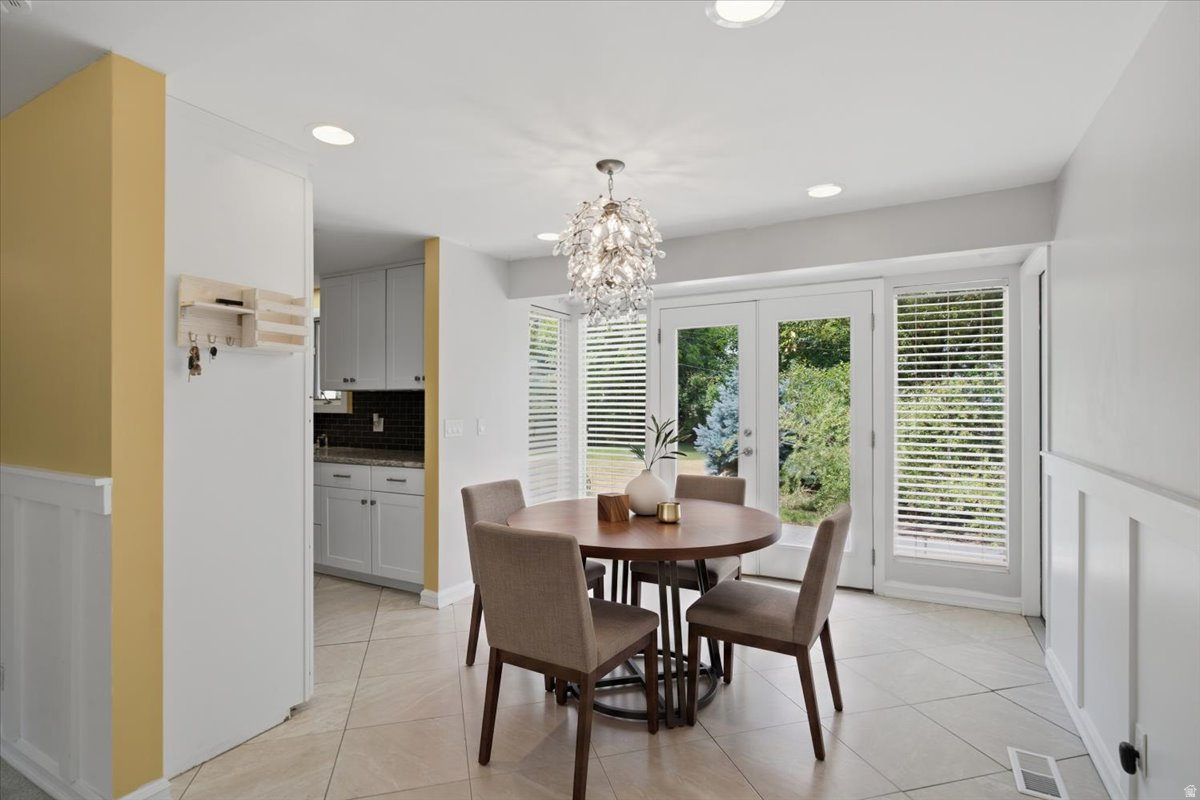 COLLEGE HEIGHTS - Residential