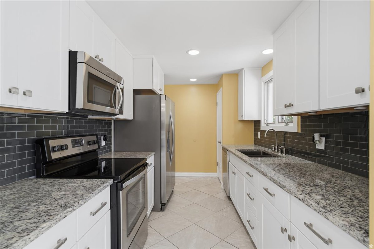 COLLEGE HEIGHTS - Residential