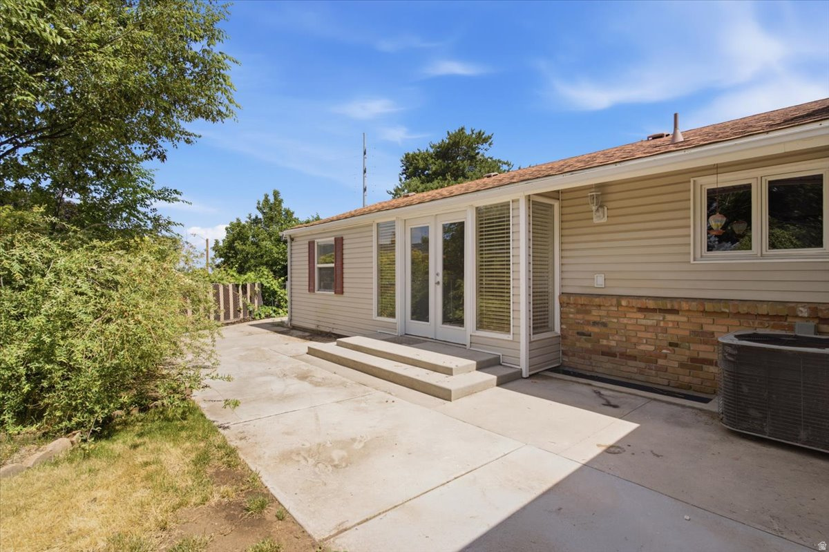 COLLEGE HEIGHTS - Residential
